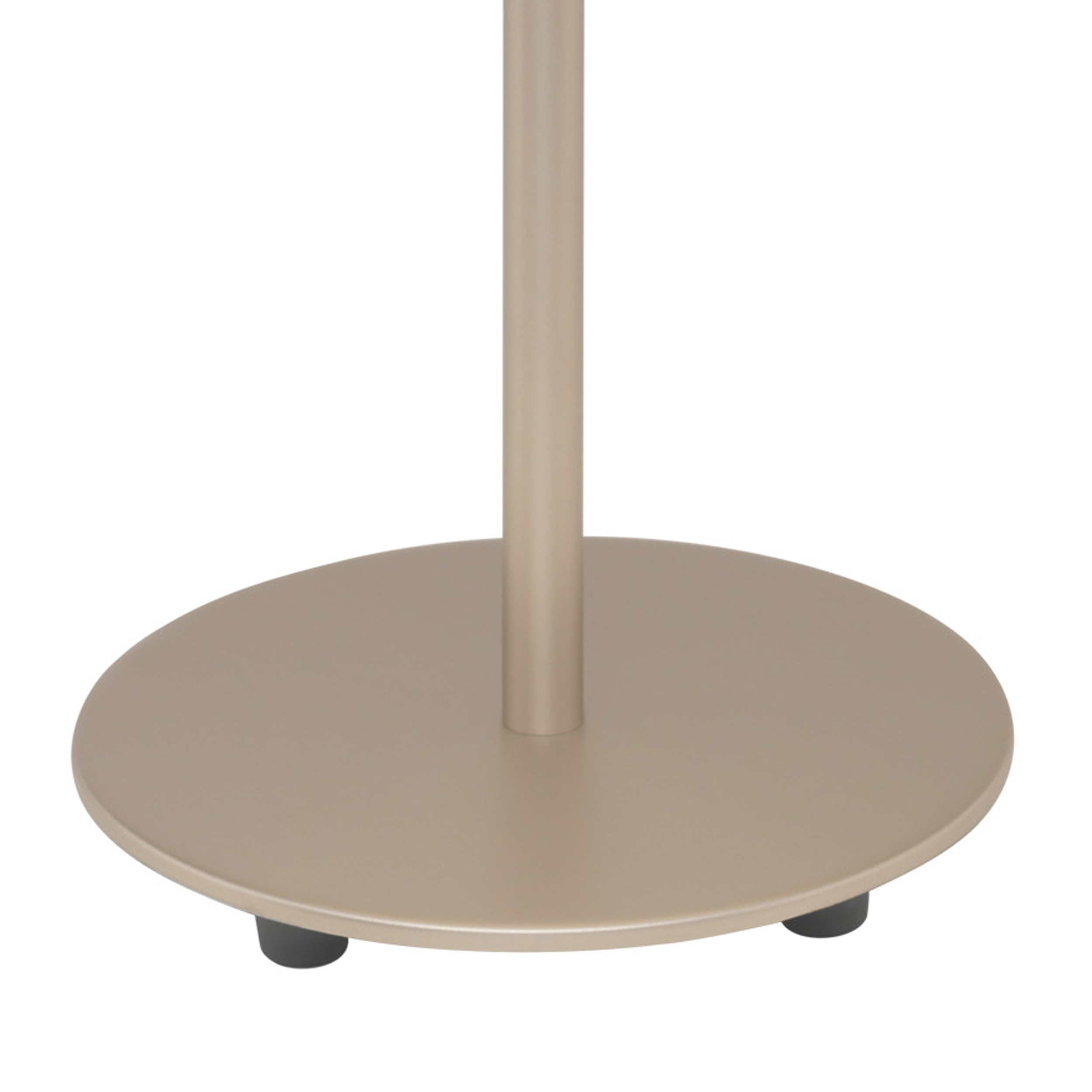 Beige Lampenfuß mit schlanker Stange und kleinen schwarzen Polstern unter dem runden Sockel.