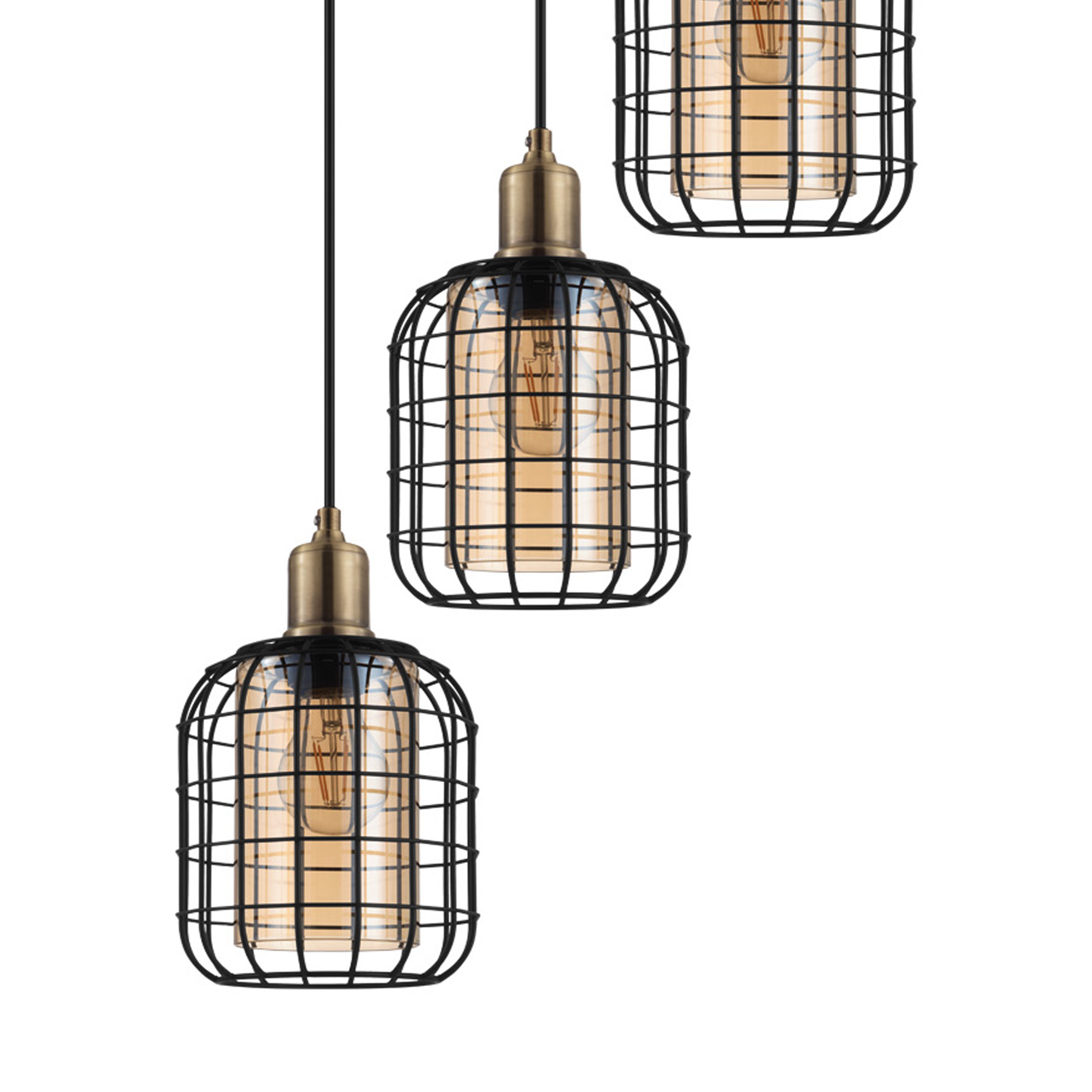 Tre lampade a sospensione con gabbie nere e lampadine Edison, primo piano contro bianco.