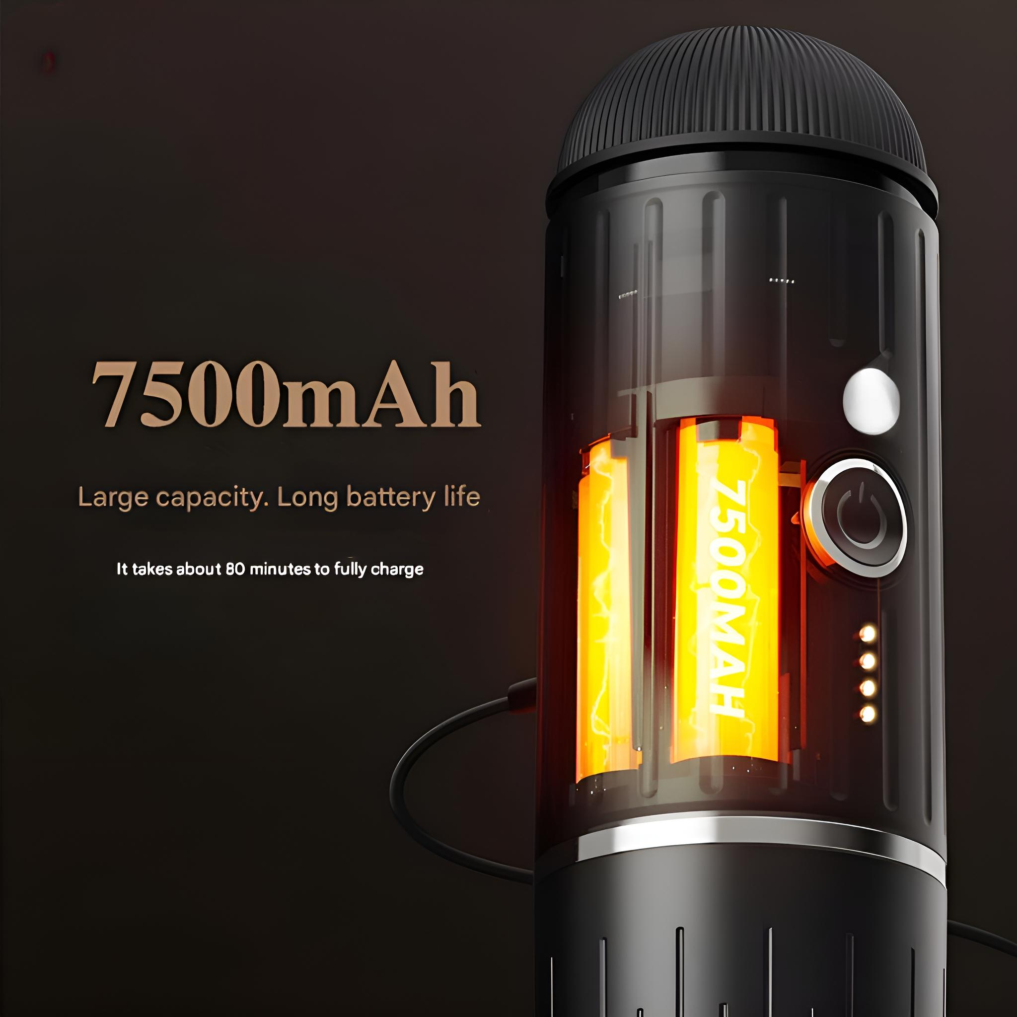 Eine tragbare Kaffeemaschine mit einer transparenten Kammer, die zwei 7500mAh-Batterien zeigt.