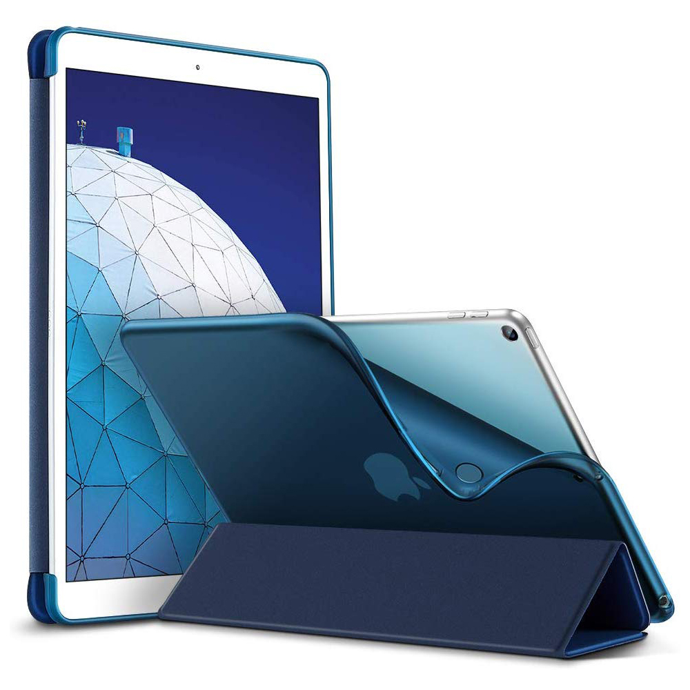 Zwei iPads werden angezeigt. Eines steht und zeigt einen Bildschirm mit blau-weißem Design; das andere liegt.