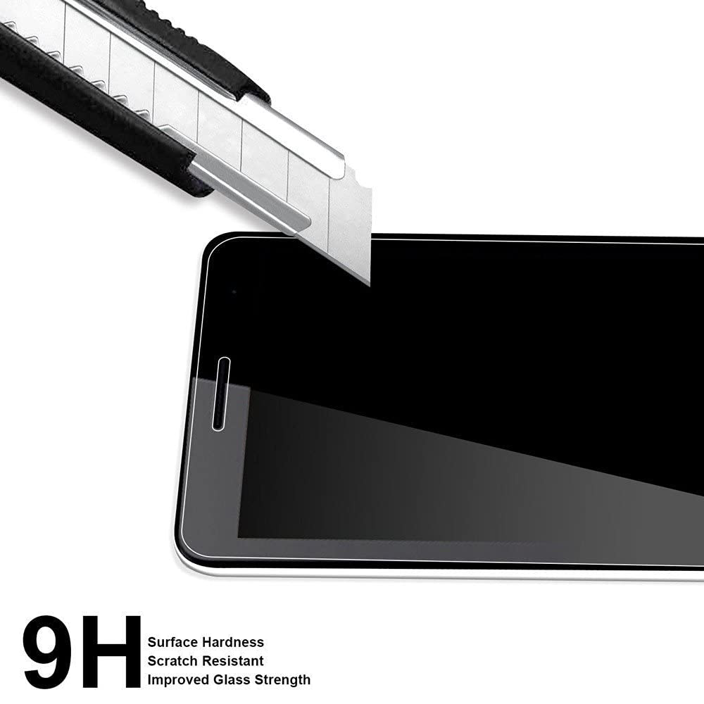 Ein Universalmesser ist im Begriff, einen Displayschutz auf einem schwarzen Smartphone-Bildschirm zu zerkratzen.