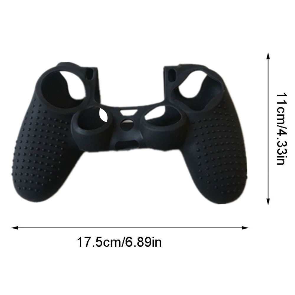 Eine schwarze Gamepad-Abdeckung wird mit Abmessungen angezeigt. Sie ist 11 cm hoch und 17,5 cm breit.