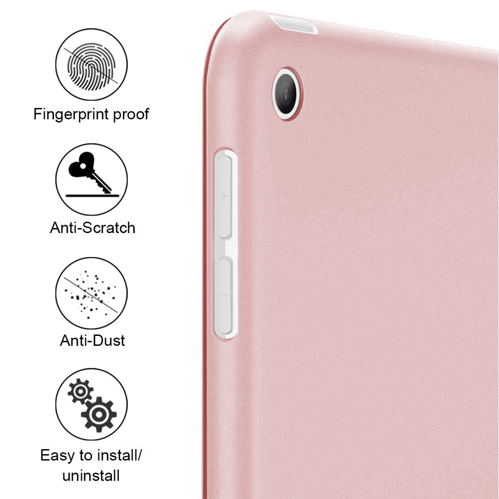 Nahaufnahme einer rosa iPad-Hülle, die ihre Fingerabdruck-, Kratz- und Staubschutzeigenschaften hervorhebt.