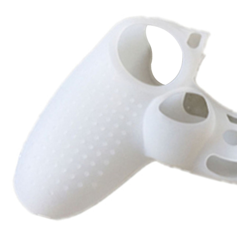 Nahaufnahme einer weißen Silikon-PlayStation-Controller-Abdeckung, die die Grifffläche und das offene Design hervorhebt.