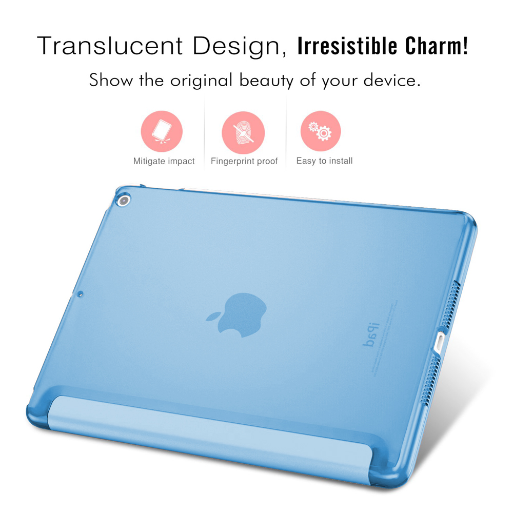 Blaues iPad in einer Hülle. Das Hüllendesign ist durchscheinend, fingerabdrucksicher und einfach zu installieren.