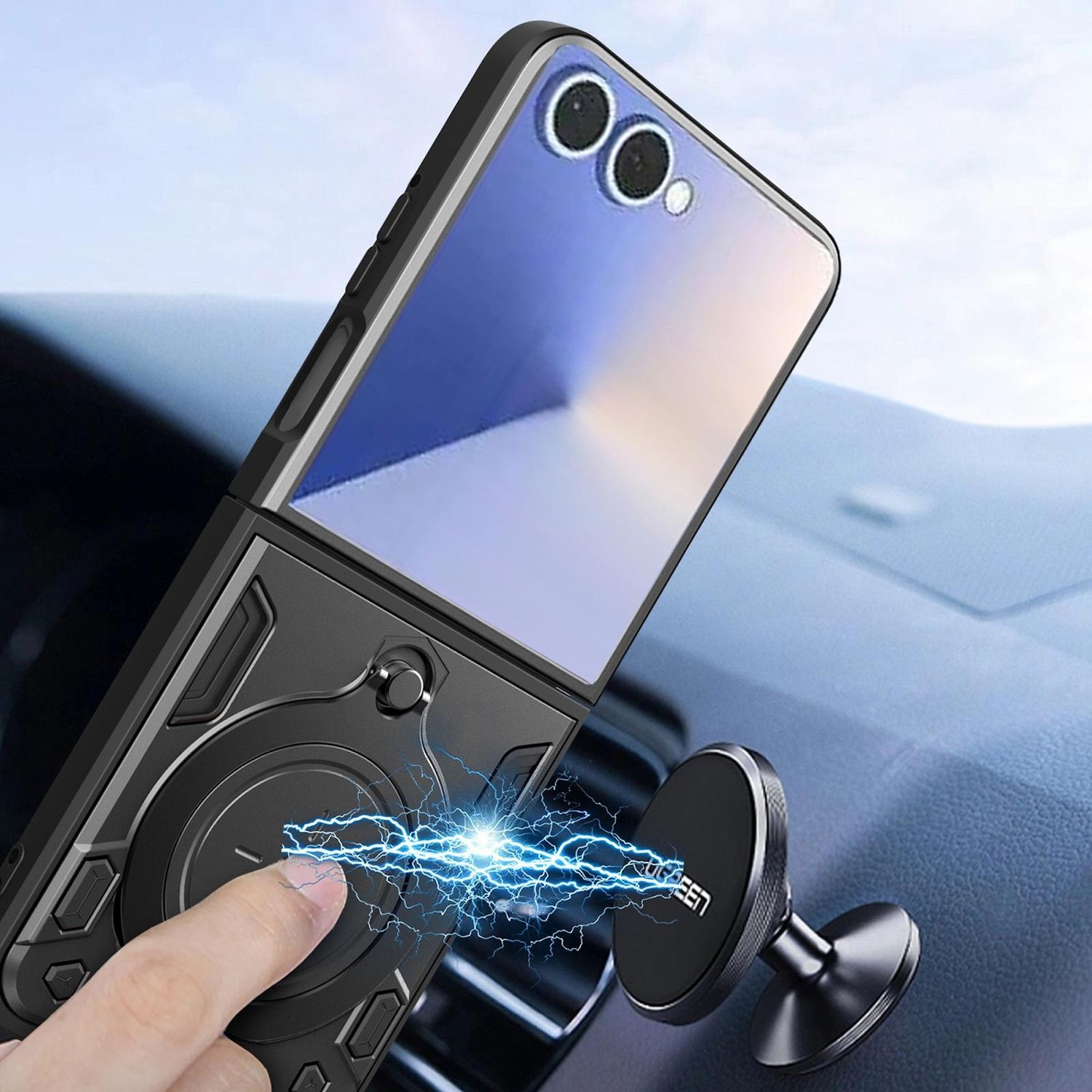 Ein Telefon in einer schwarzen Schutzhülle ist magnetisch an einer Autohalterung auf einem Armaturenbrett befestigt.