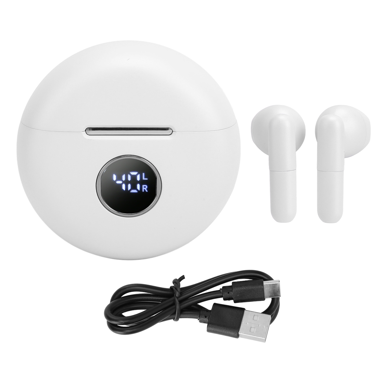 Weißes Ladecase und zwei weiße Ohrhörer, plus ein schwarzes USB-Kabel.