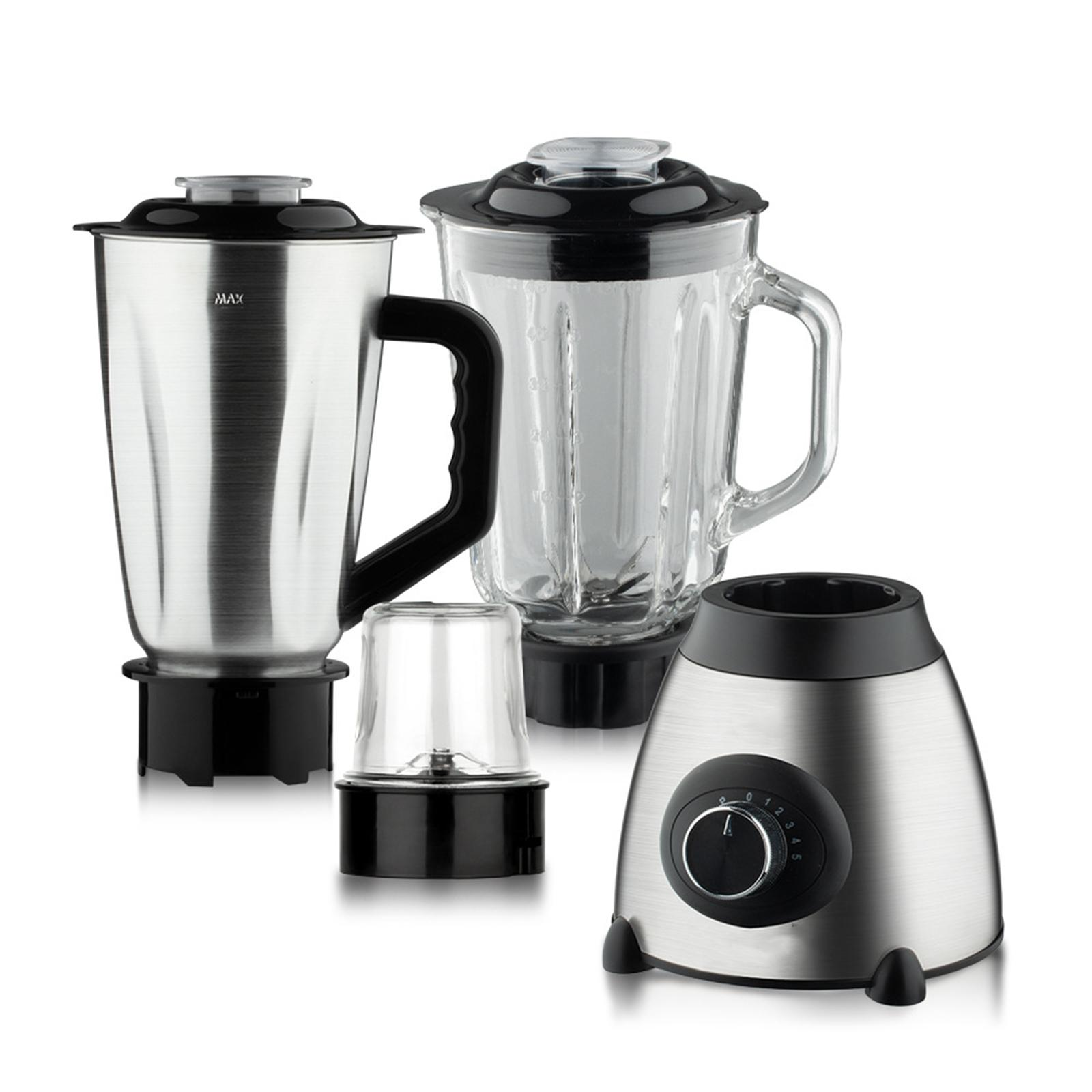 Teile eines Mixers. Es gibt die Basis, den Behälter, den Becher mit Klingen und den Motor.