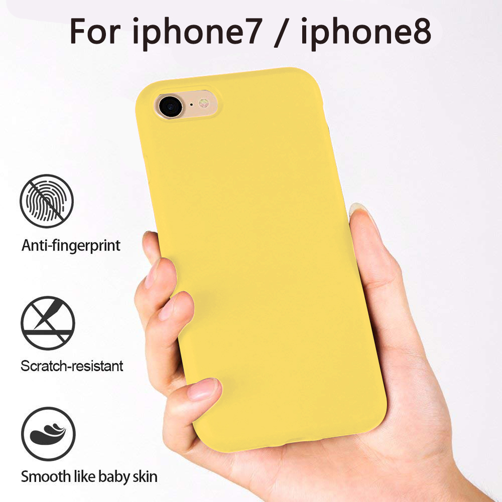 Eine gelbe Handyhülle in der Hand, mit Symbolen für Anti-Fingerabdruck, kratzfest und glatt.