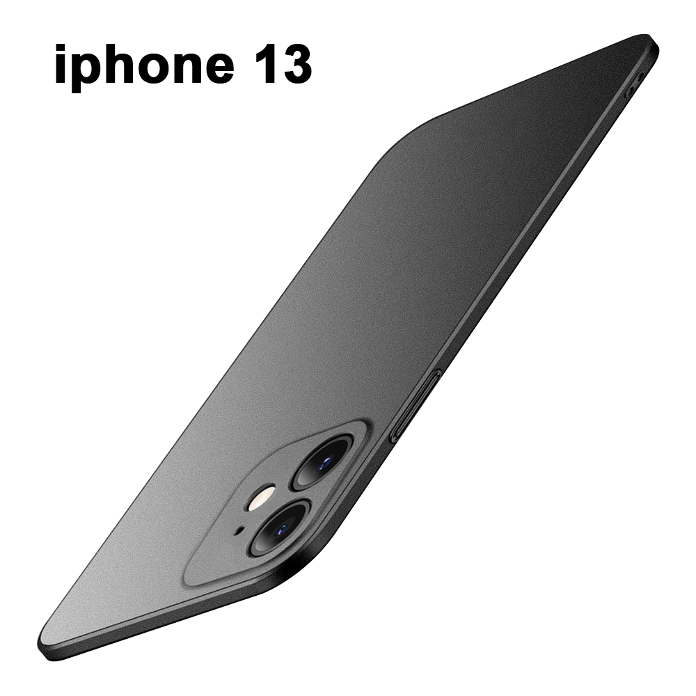 Schräge Ansicht einer grauen iPhone 13-Hülle, die die Kameraobjektive und abgerundeten Kanten zeigt.