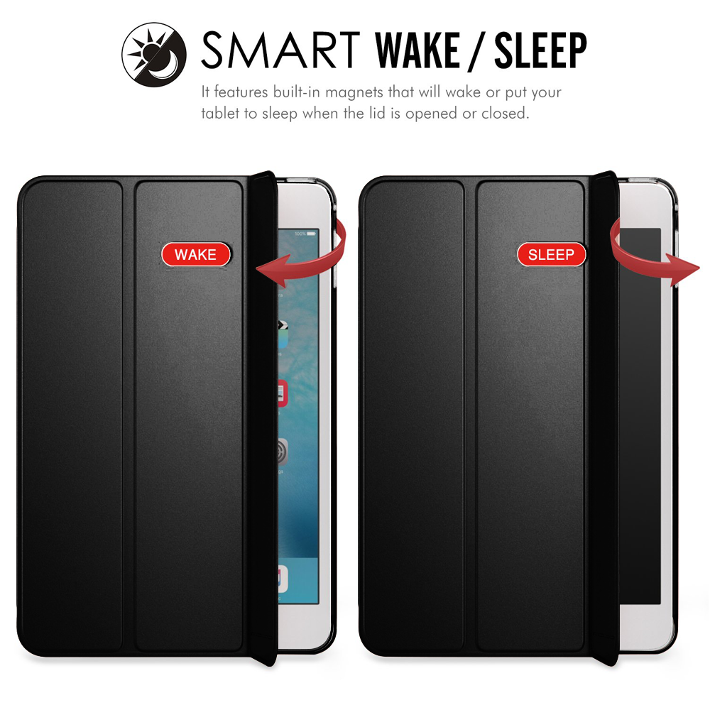 Zwei iPads in schwarzen Hüllen, die die Funktionalität „Smart Wake/Sleep“ demonstrieren.