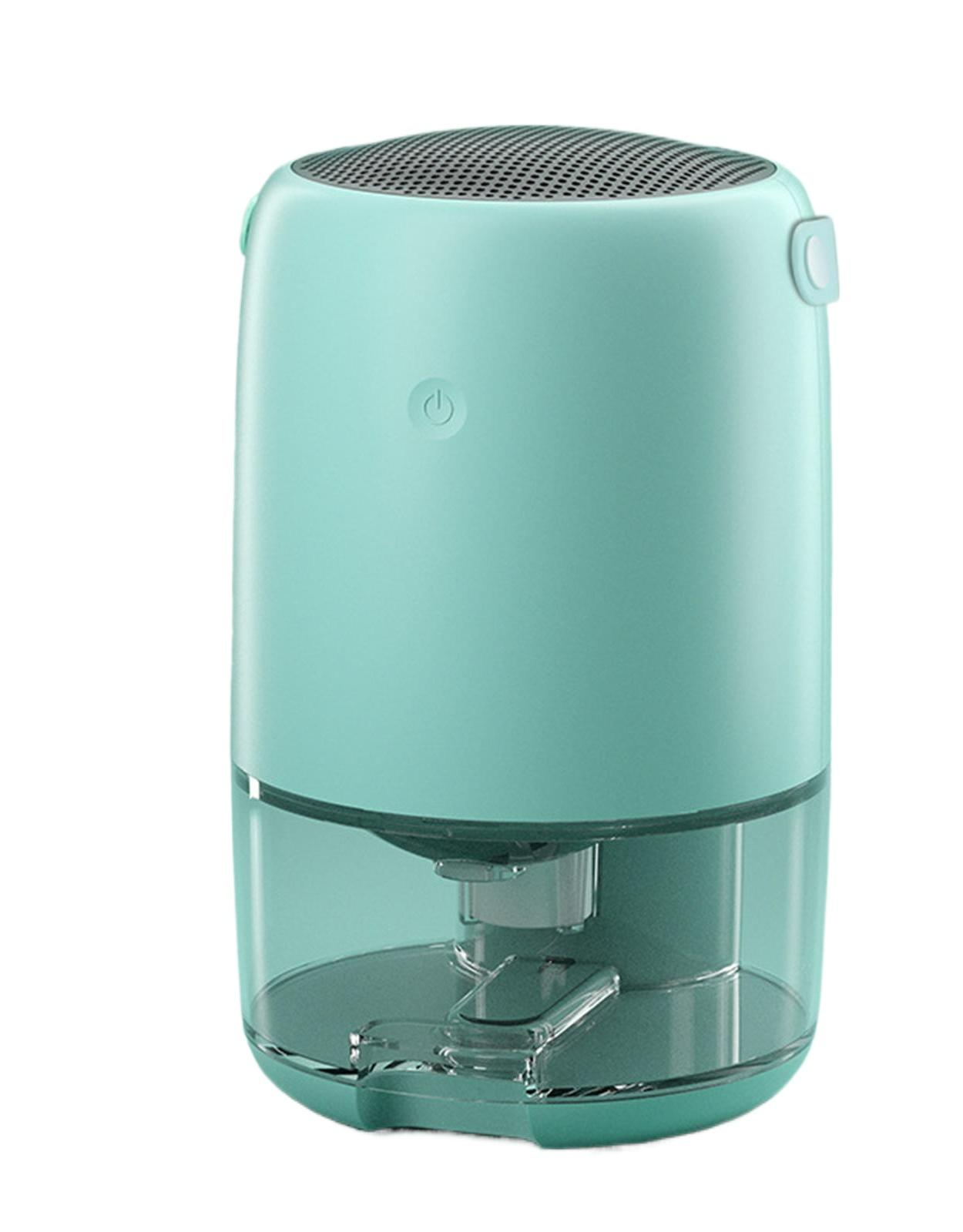 Ein hellblaues Luftreinigungsgerät mit Wasserbehälter und Ein-Aus-Taste oben.