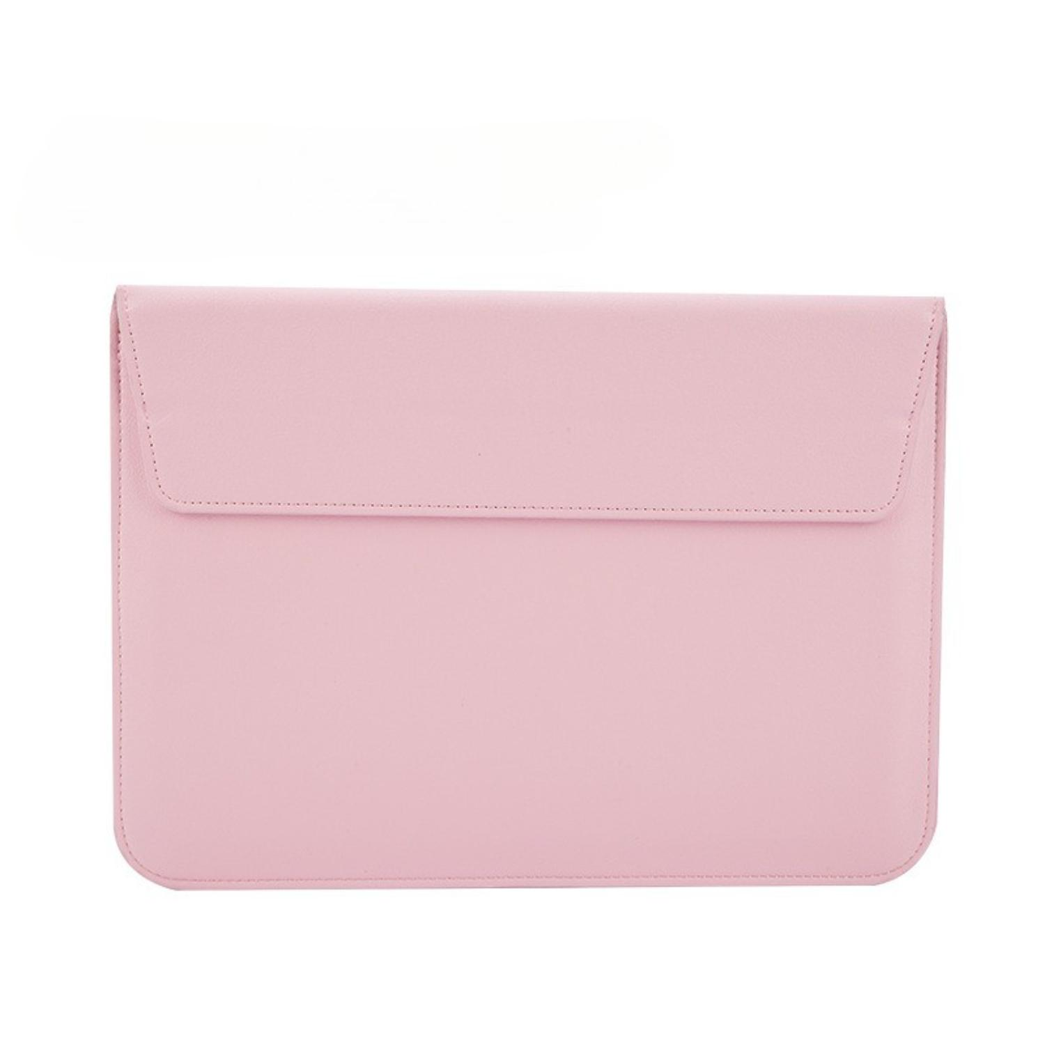 Eine rosa, rechteckige Laptop-Hülle mit Magnetverschluss. Die Hülle ist geschlossen. Der Hintergrund ist weiß.