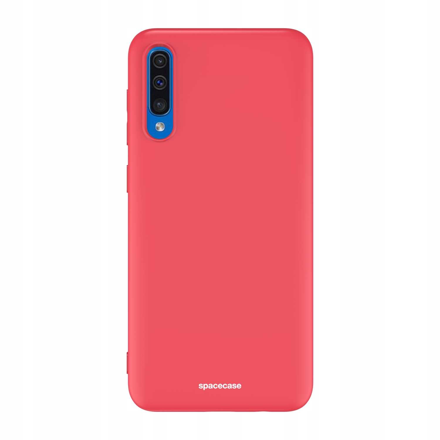 Czerwone etui na telefon. Telefon ma kamery, a nazwa spacecase znajduje się na dole.