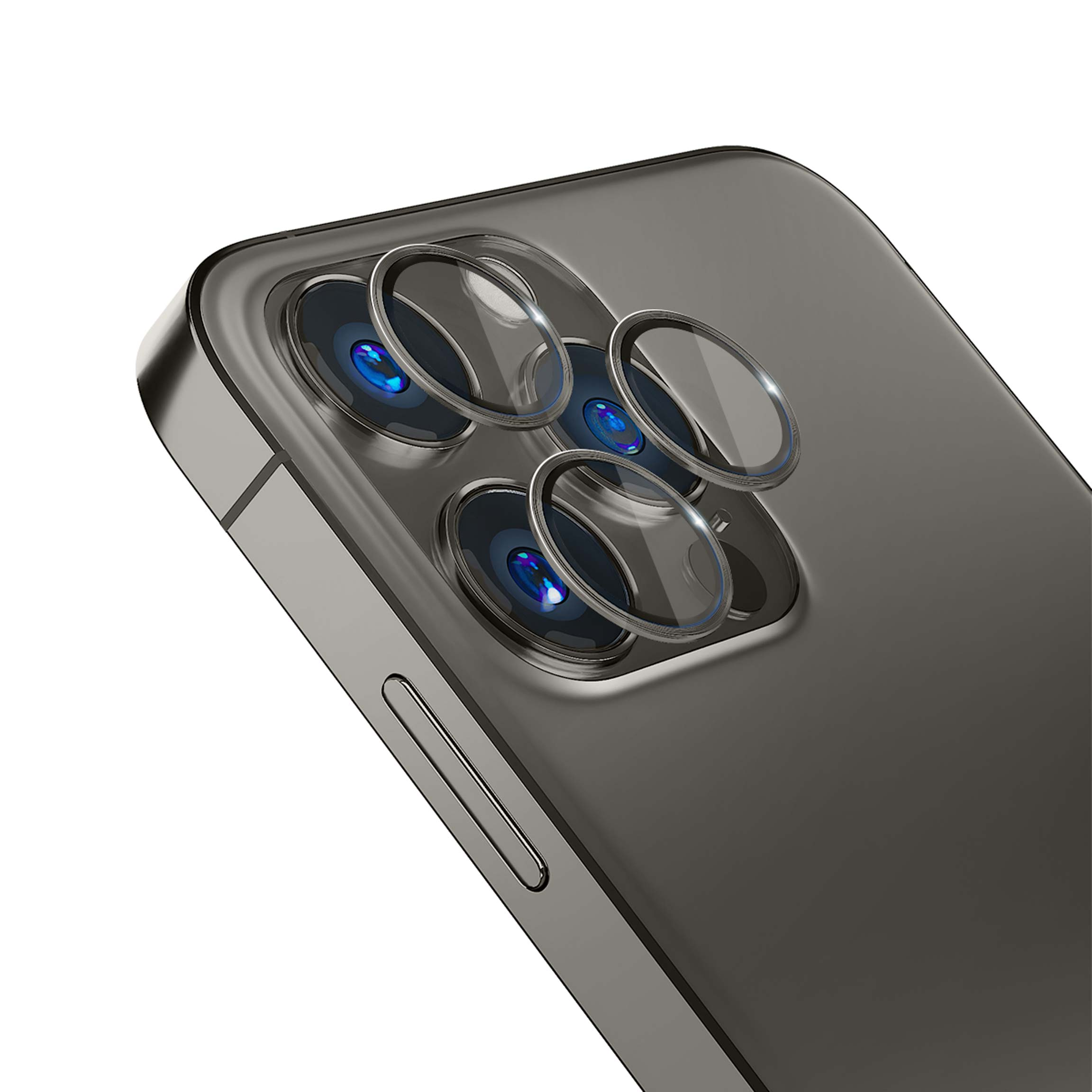 Un iPhone grigio con protezioni per l'obiettivo installate sugli obiettivi della fotocamera, contro il bianco.