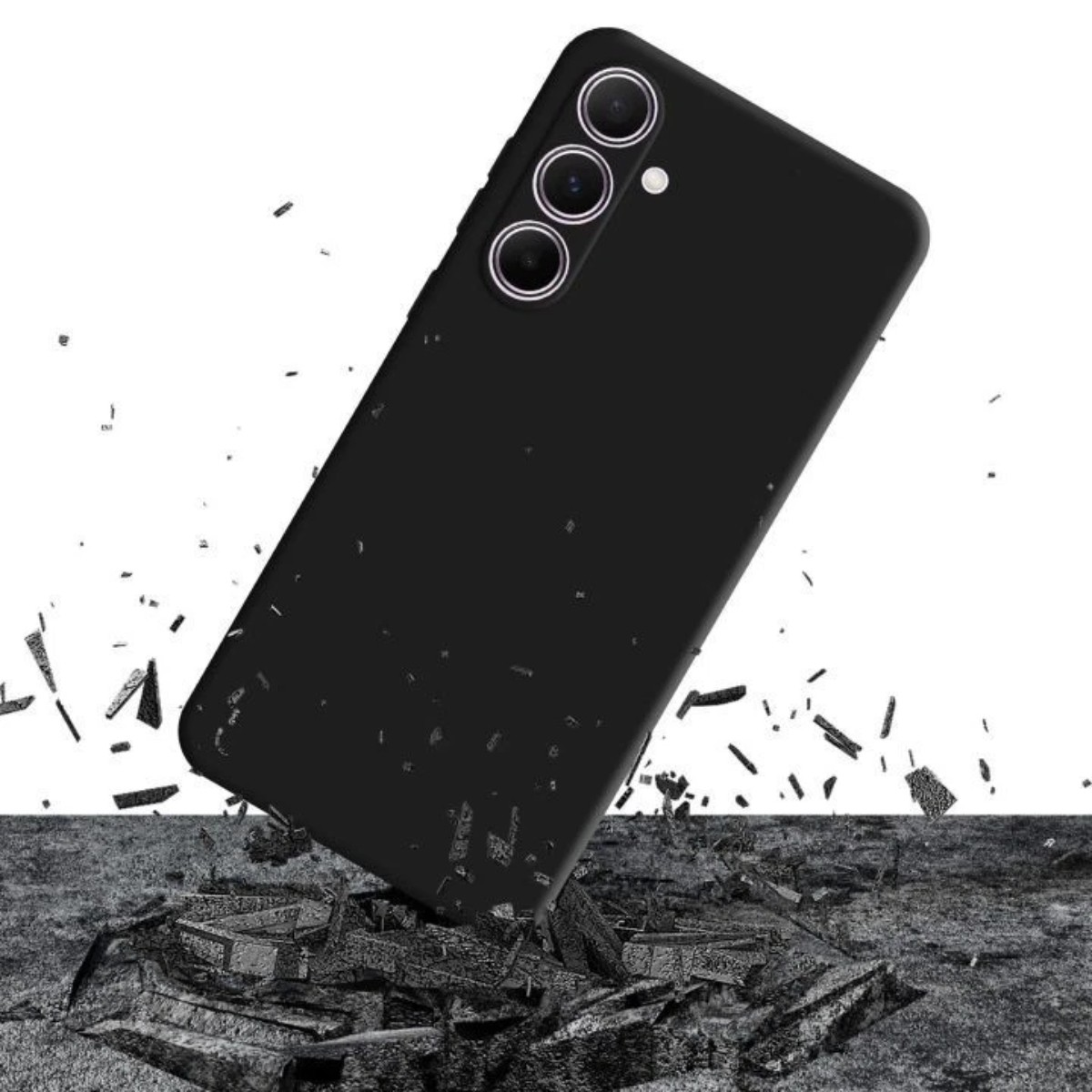 Czarne etui na telefon spada, z wycięciami na aparat, na szarą, teksturowaną powierzchnię.