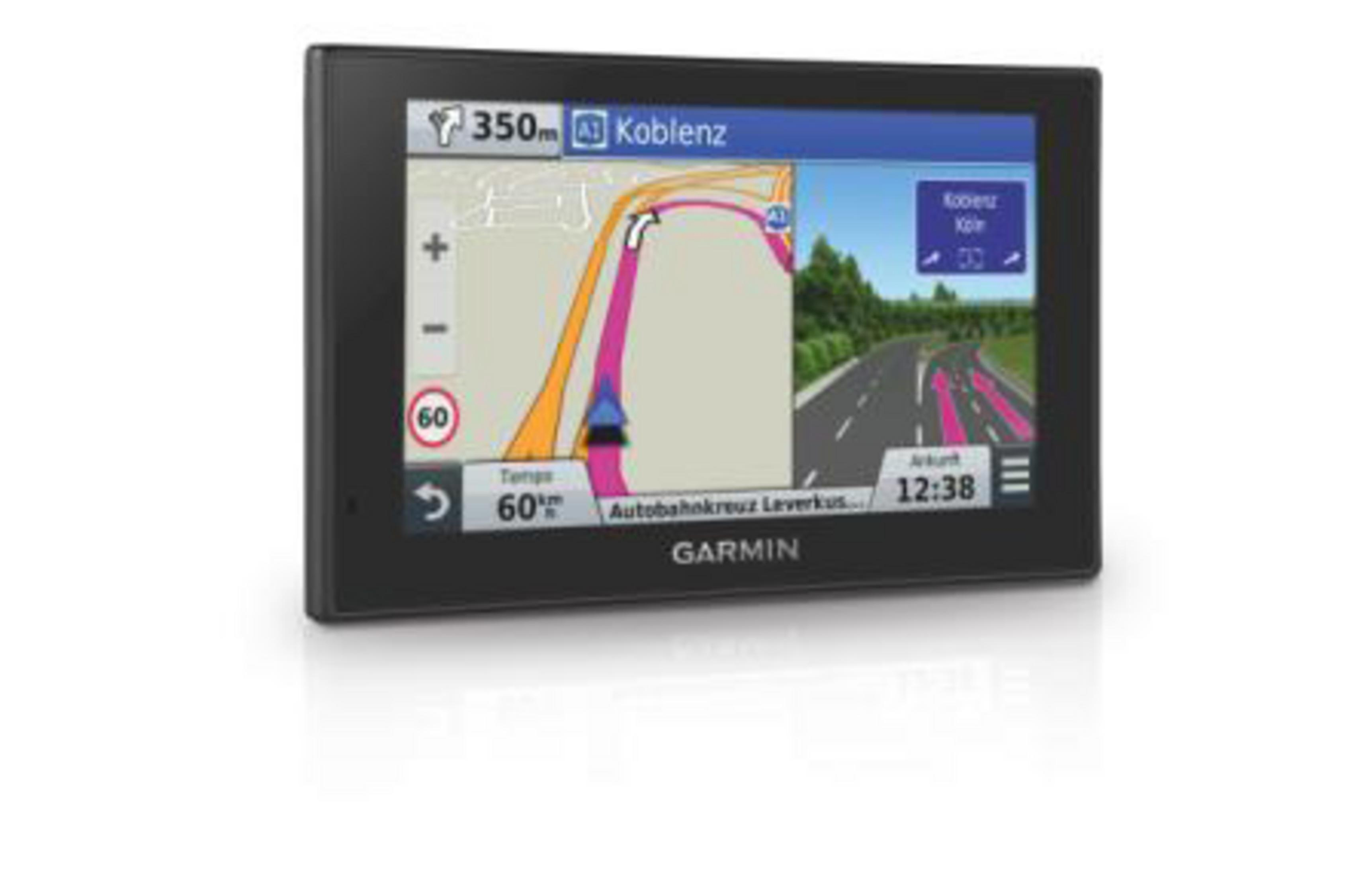 GPS-Gerät mit Karte zur Route nach Koblenz. Tempolimit 60 km/h. Das Garmin-Logo ist sichtbar.