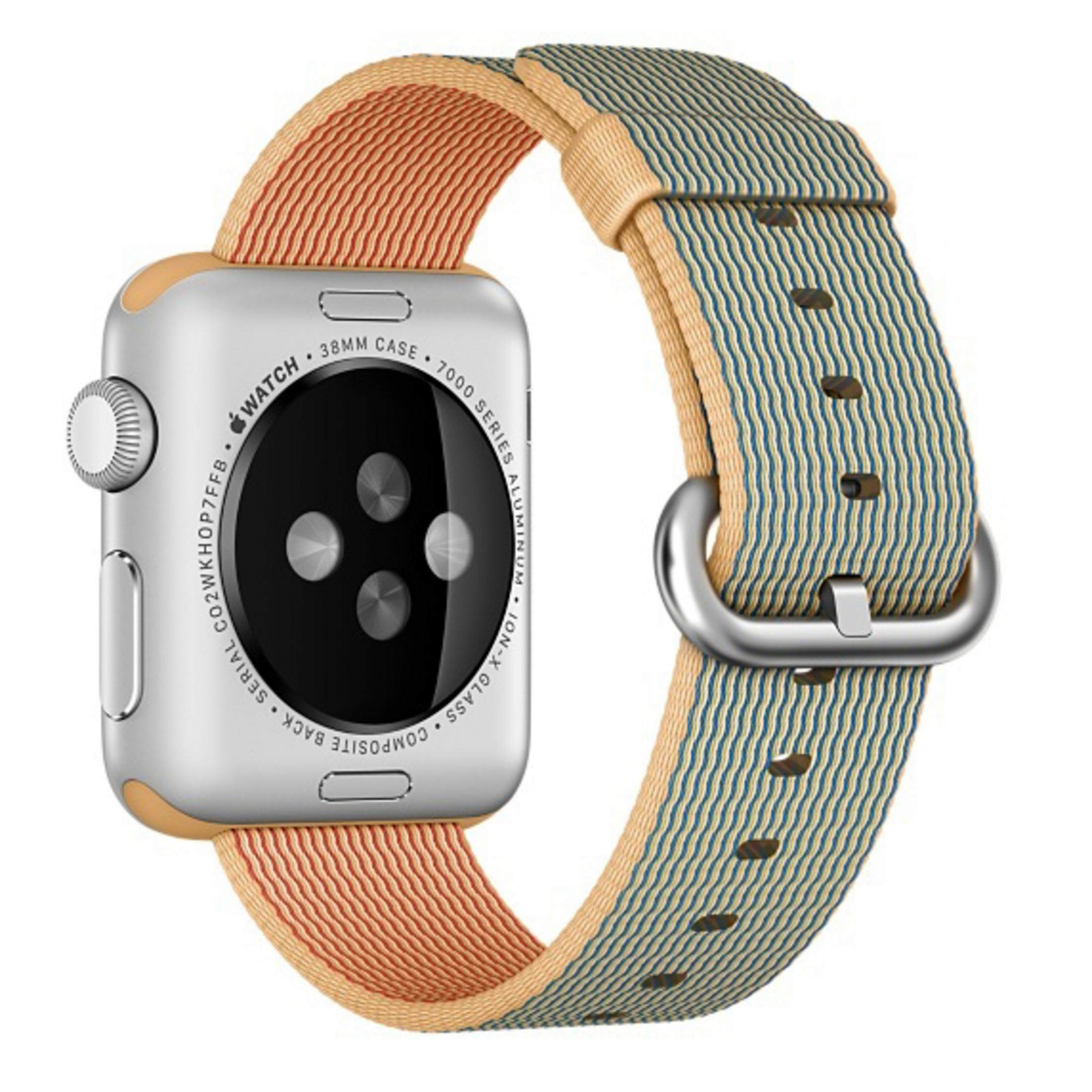 Apple Watch z pomarańczowo-niebieskim tkanym paskiem i srebrną klamrą, widok z tyłu.
