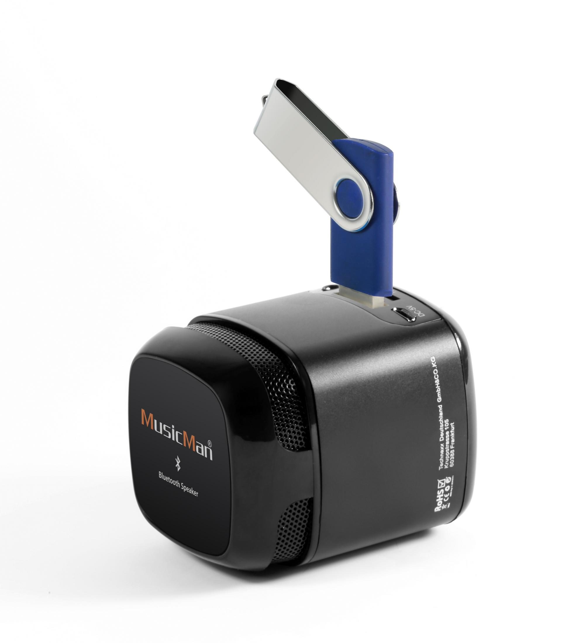 Altoparlante Bluetooth MusicMan nero con unità USB argentata, angolato su bianco.