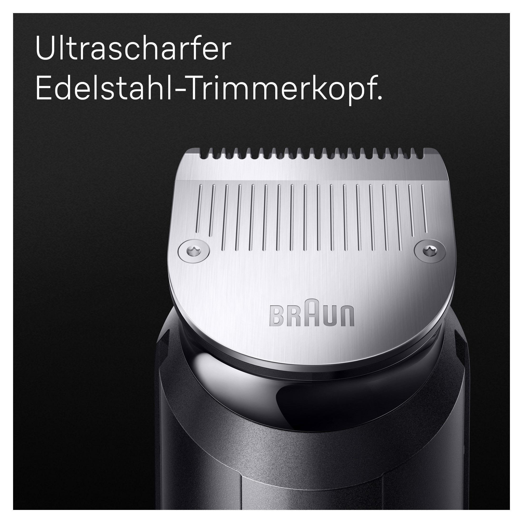 Primo piano di una testina del trimmer Braun, che mostra le lame in acciaio inossidabile e il logo Braun.