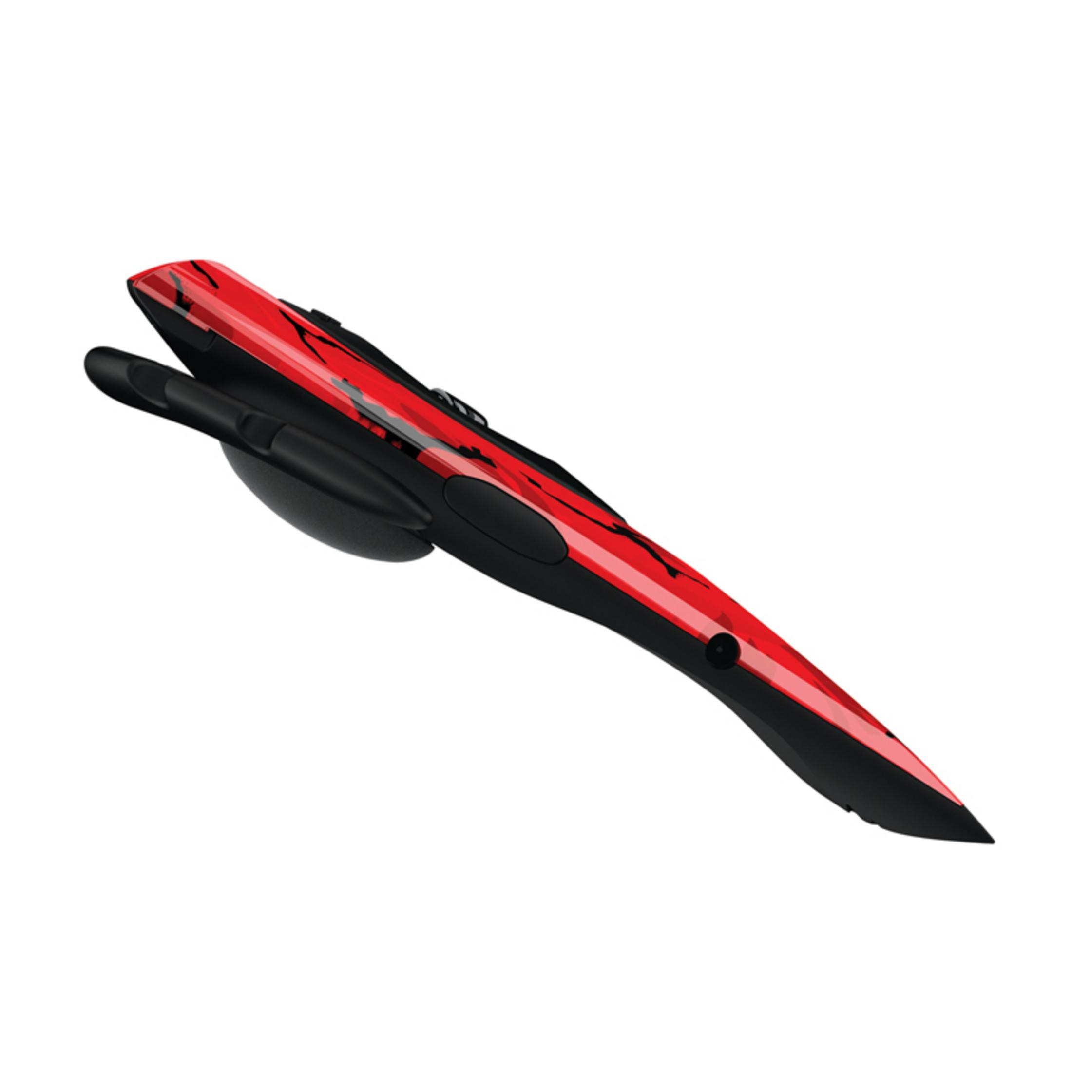 Ein rotes und schwarzes Gaming-Headset, angewinkelt, auf weißem Hintergrund.