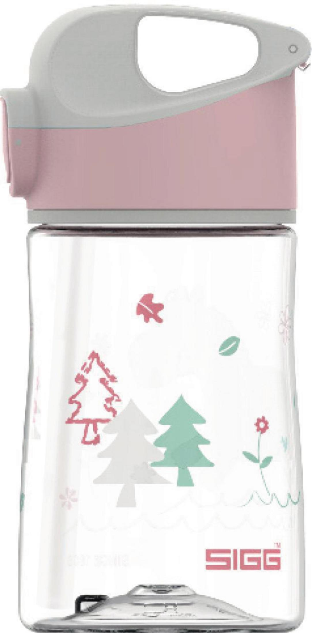 Klare Wasserflasche mit rosa Deckel und Baumdesigns, isoliert auf Weiß.