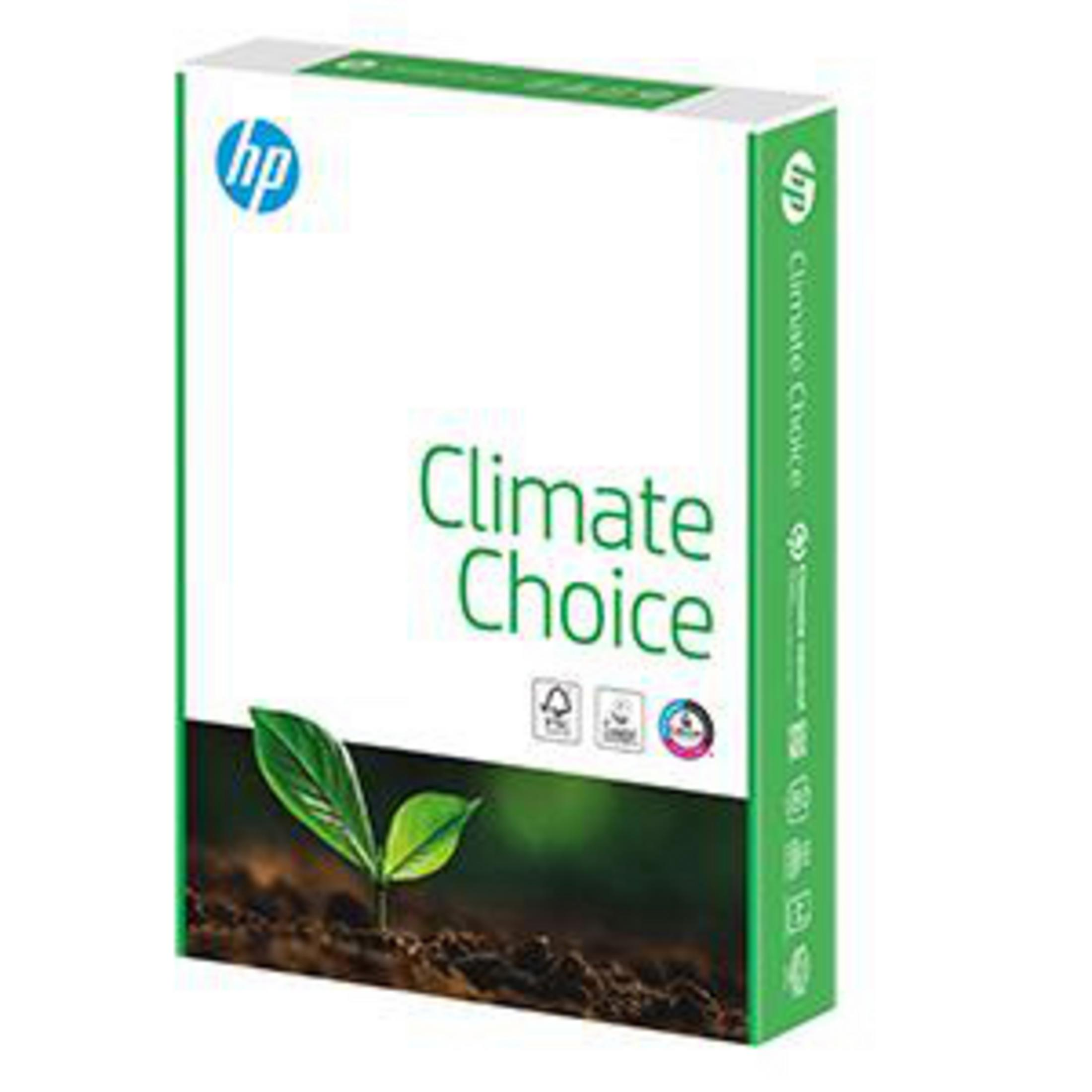 Packung HP Climate Choice Druckerpapier mit einem grünen Spross auf dem Umschlag.