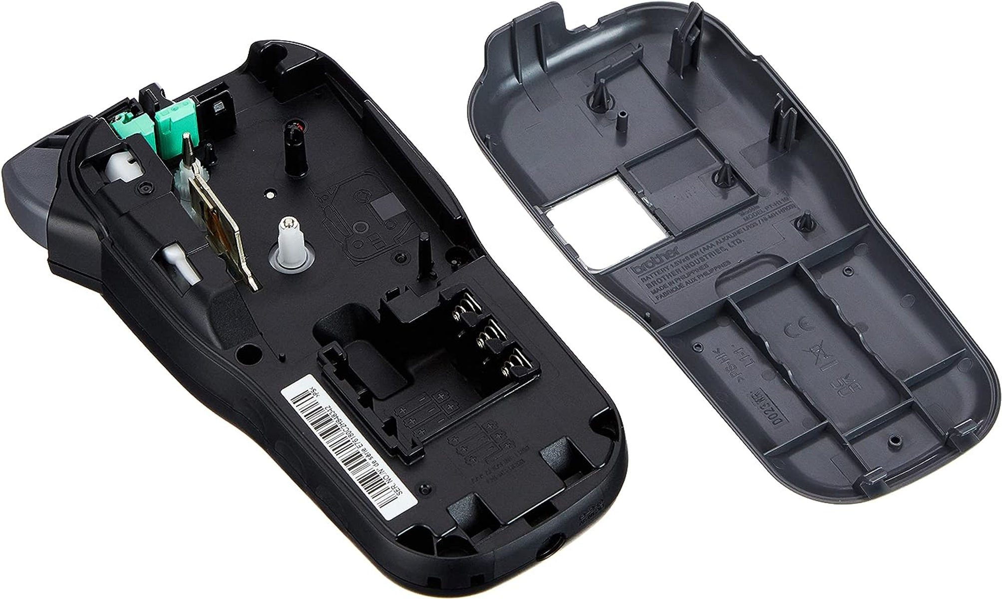 Das Innere eines schwarzen Brother P-Touch H110 Etikettendruckers ist mit entfernter Rückseite abgebildet.