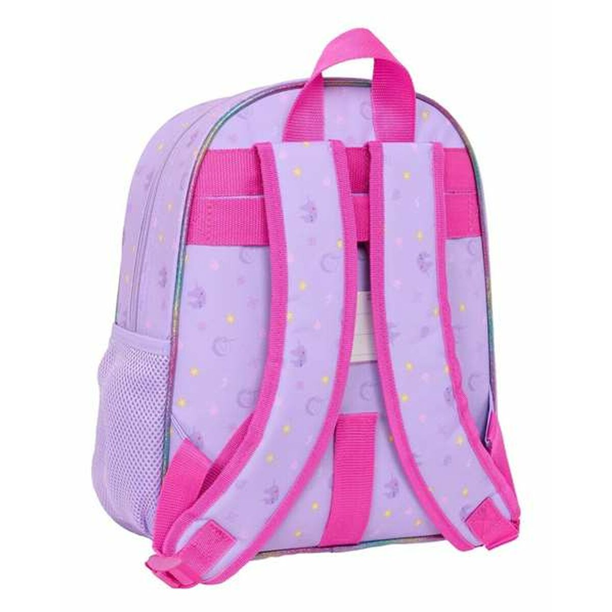Die Rückseite eines lila Rucksacks mit pinkfarbenen Trägern und einer Netztasche an der Seite.