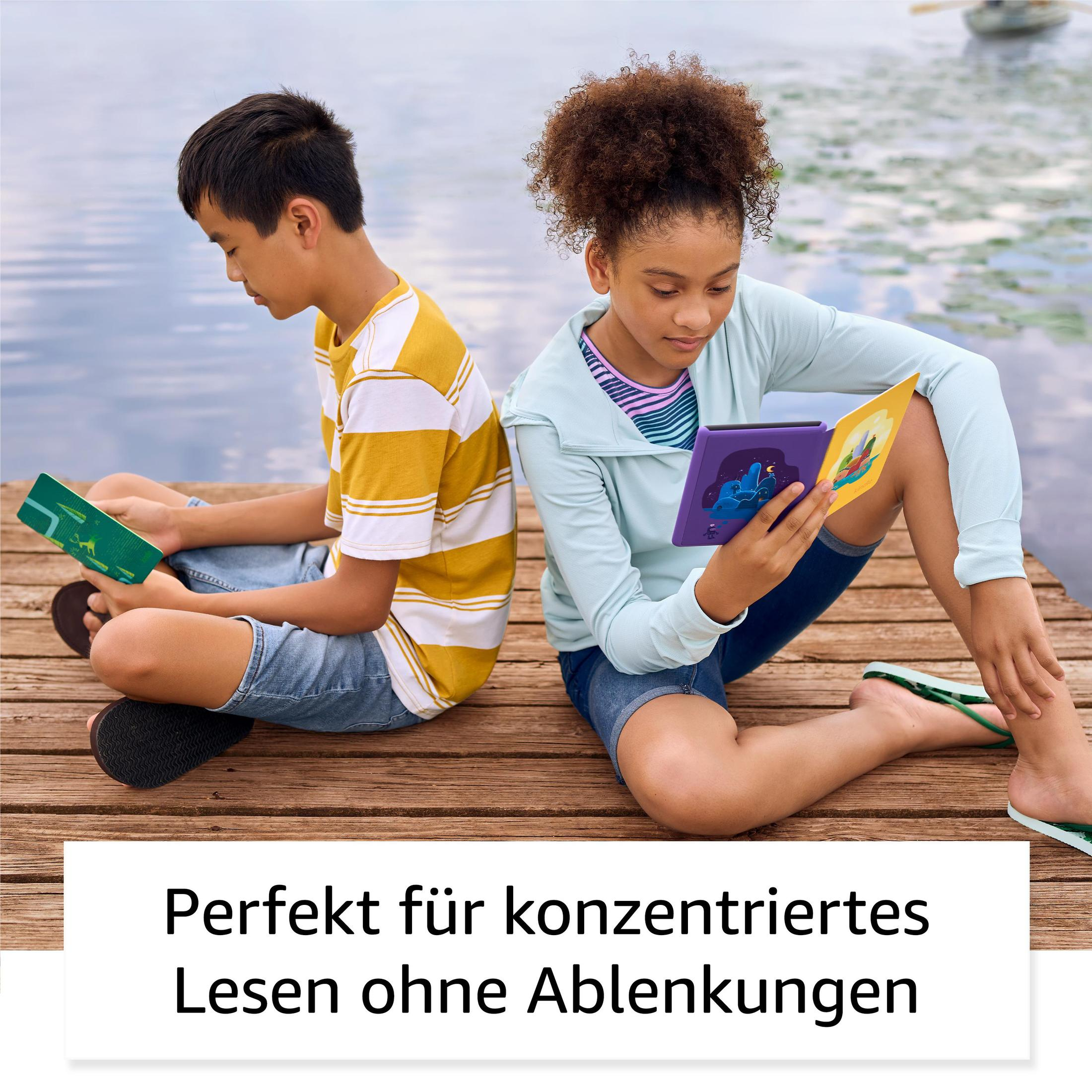 Due bambini siedono su una banchina, ognuno leggendo su un tablet con copertine colorate.