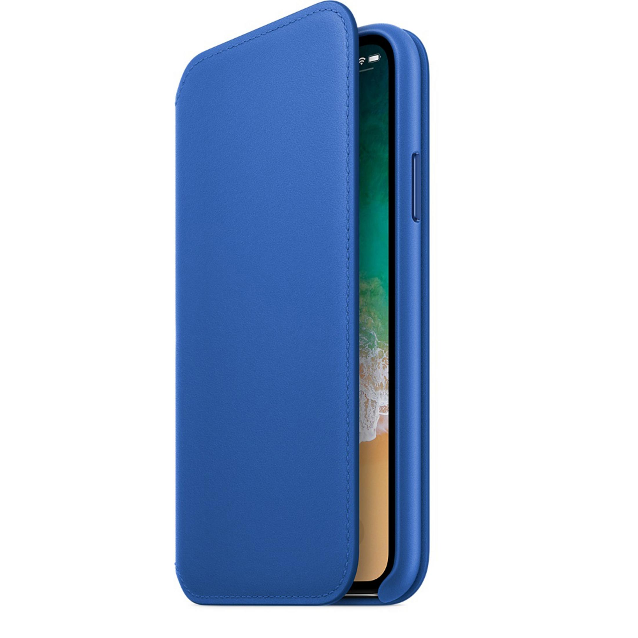 Un étui bleu pour iPhone ouvert, montrant le côté du téléphone.