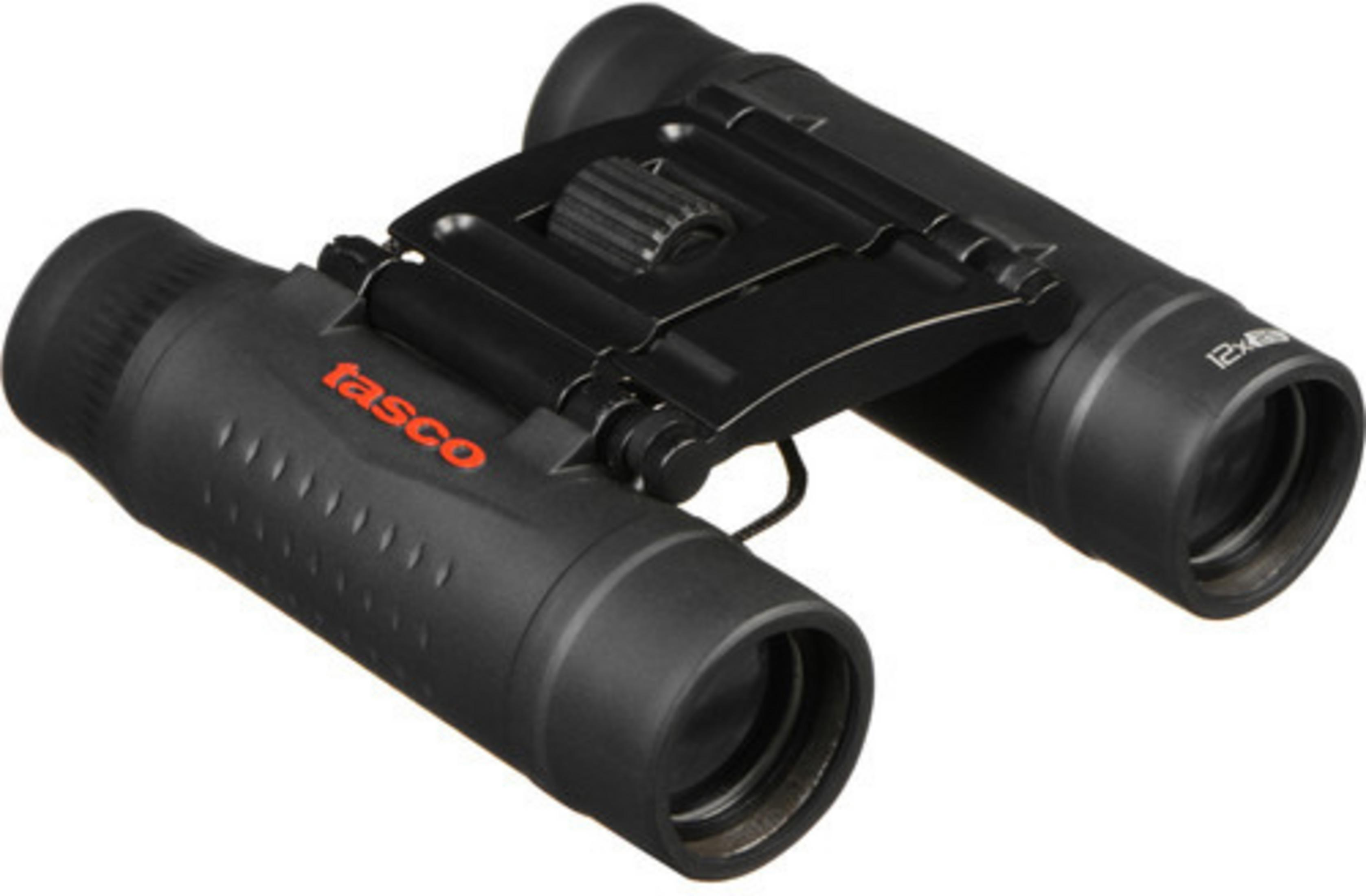 Das Bild zeigt ein schwarzes Tasco 12x25 Fernglas auf einem weißen Hintergrund. Das Tasco-Logo ist auf der linken Seite in Rot sichtbar.