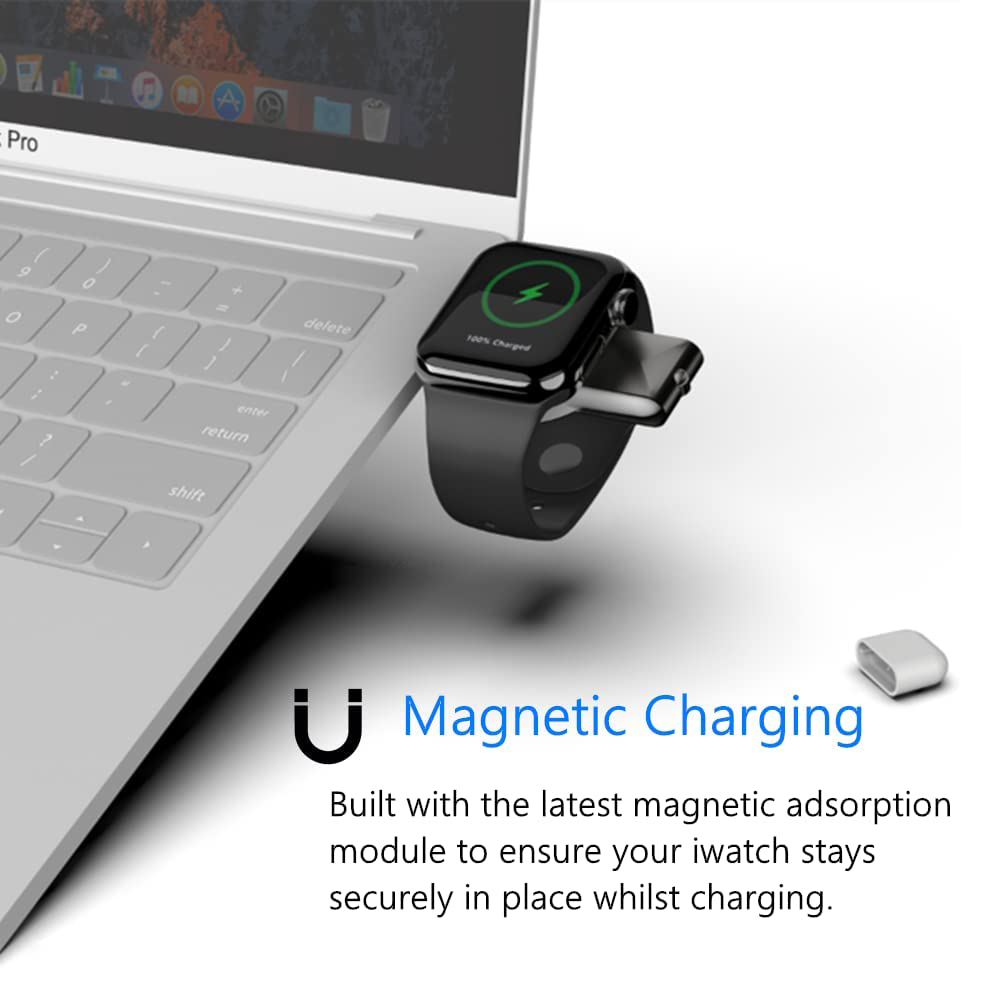 Laptop mit magnetisch aufladender Uhr neben einem weißen Lade-Puck.