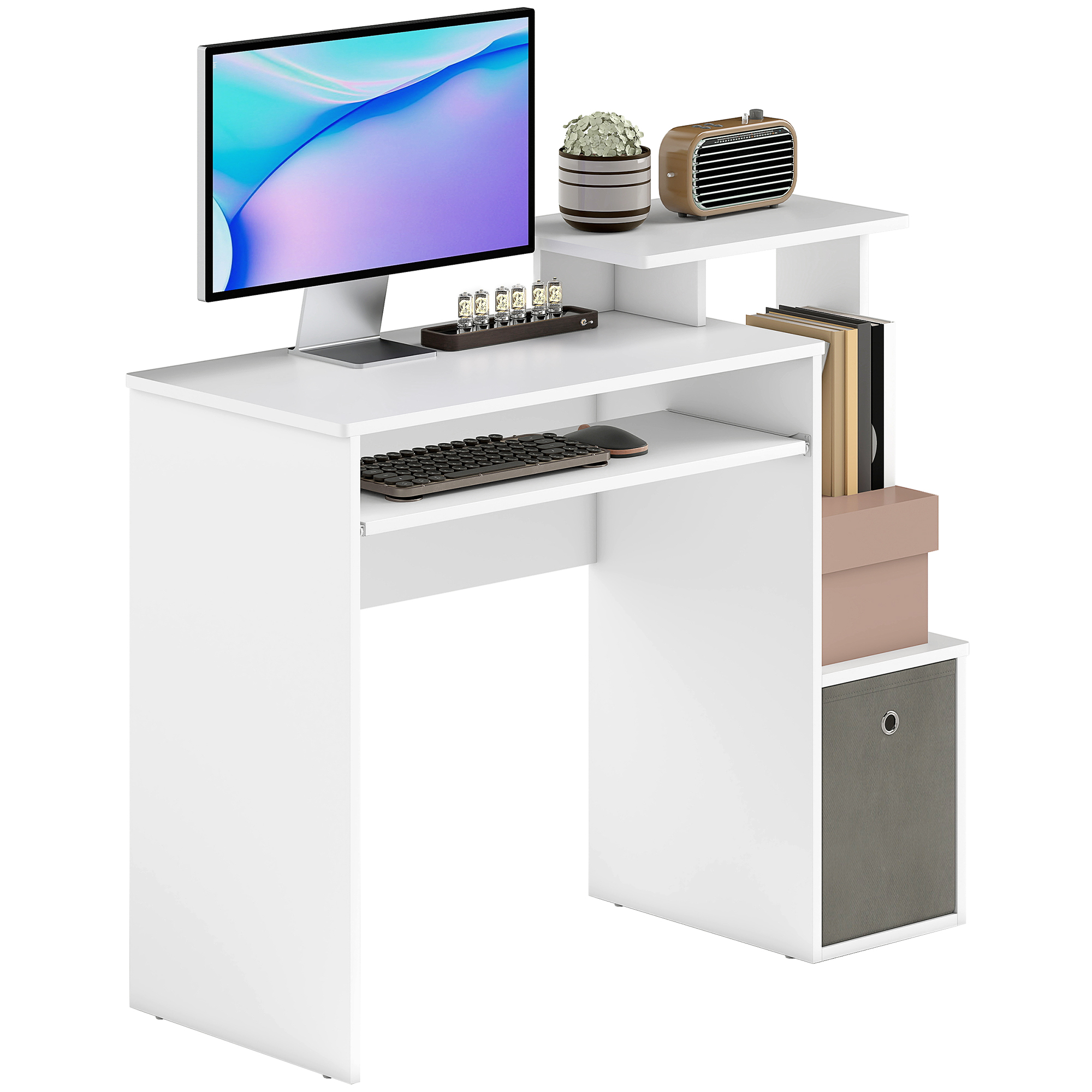 Una scrivania bianca con alzata, completa di monitor, tastiera e oggetti decorativi sugli scaffali.