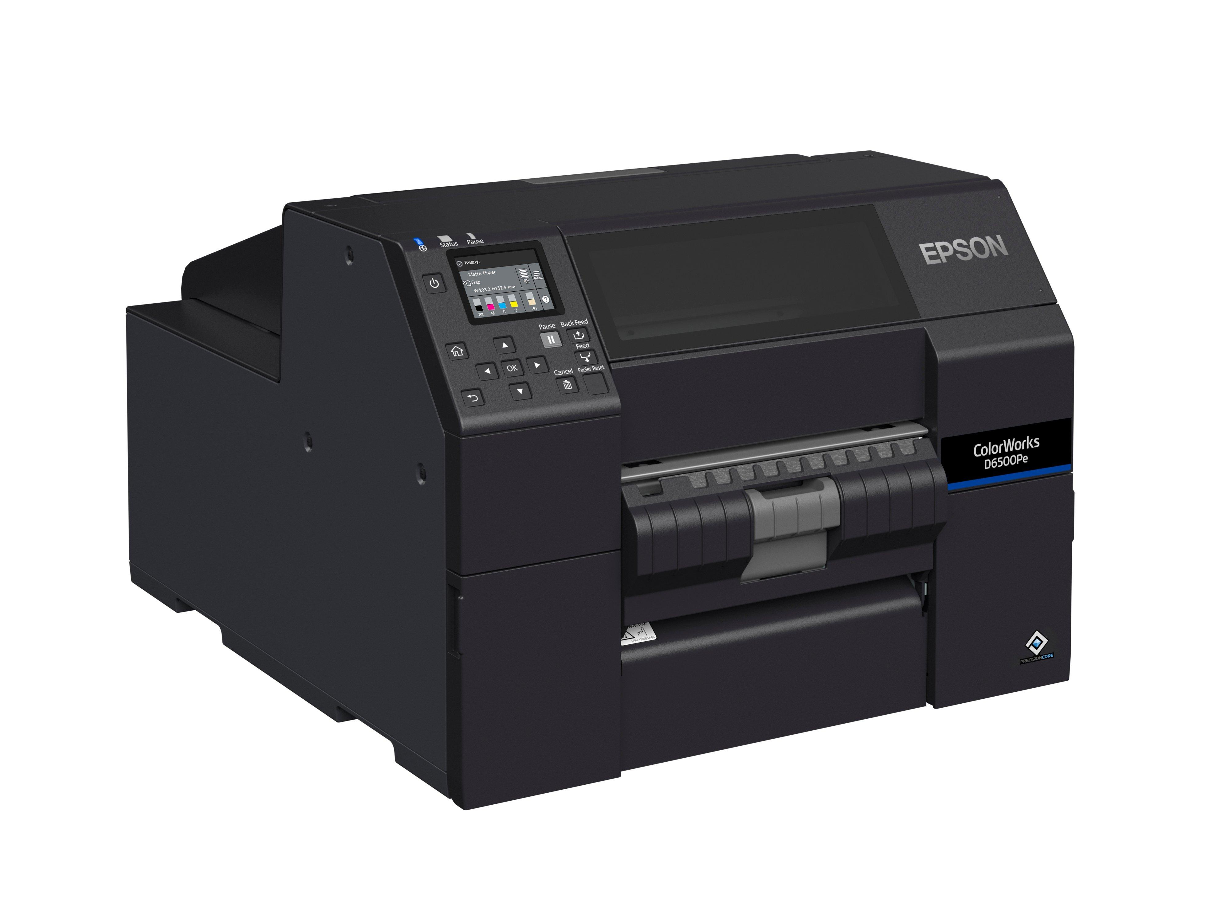 Una stampante nera ColorWorks D6500Pe è visualizzata su uno sfondo bianco.