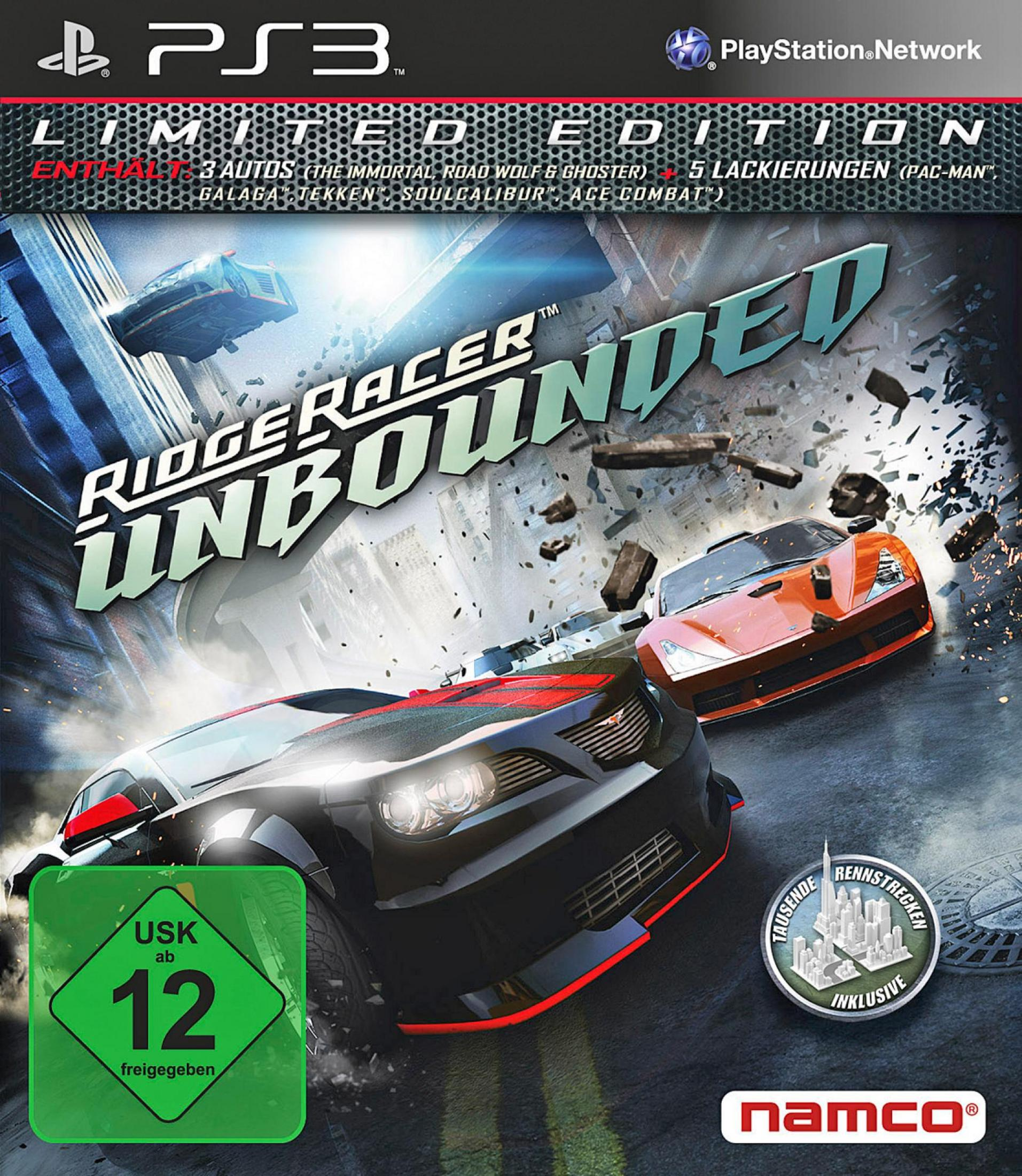 Ridge Racer Unbounded Spielcover. Zwei Autos rasen. Stadt Hintergrund.