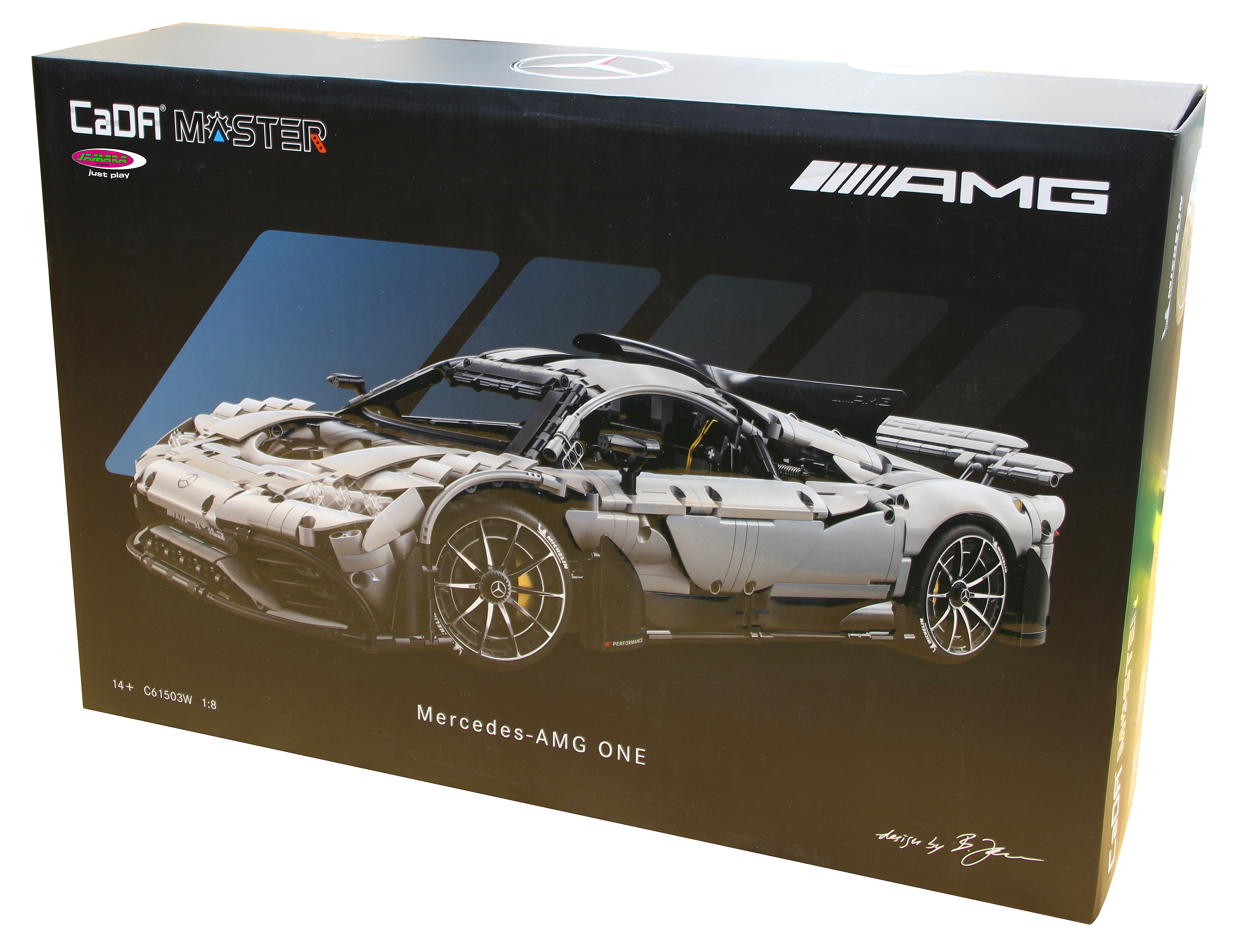Ein Spielzeugauto mit Schachtel. Die Schachtel ist schwarz mit einem Bild des grauen Spielzeugautos auf der Vorderseite.