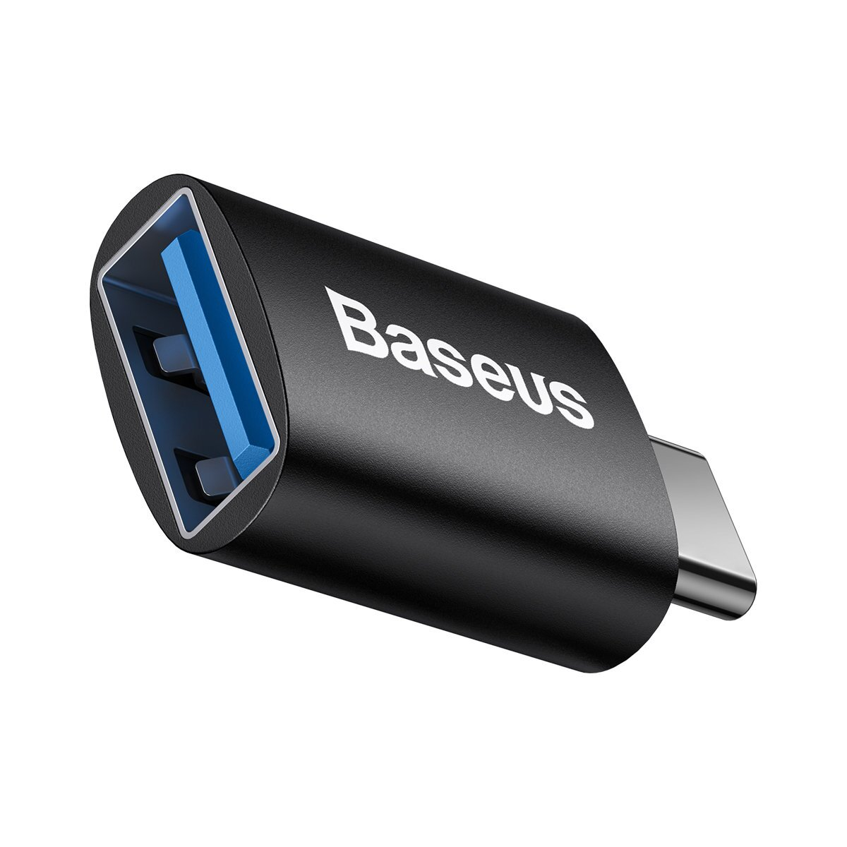 Un adaptateur noir Baseus USB-A vers USB-C est incliné.