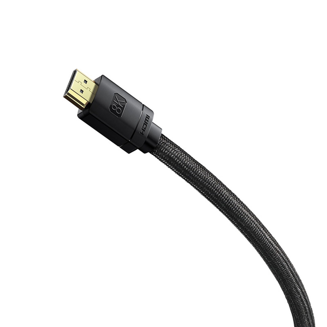 Zdjęcie przedstawia zbliżenie czarnego kabla HDMI 8K Baseus ze złotym złączem.