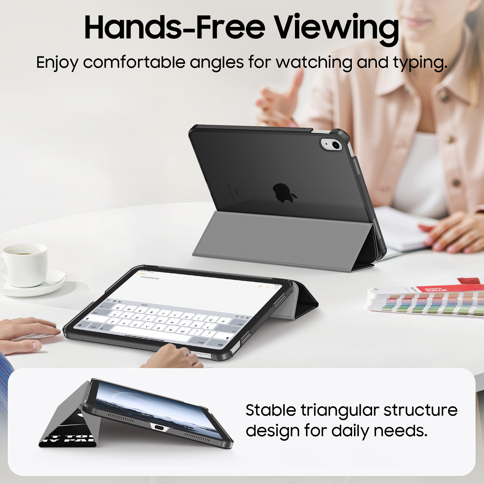 Das Bild zeigt iPads in verschiedenen Betrachtungswinkeln, wobei die freihändige Betrachtung und das stabile Dreiecksdesign hervorgehoben werden.
