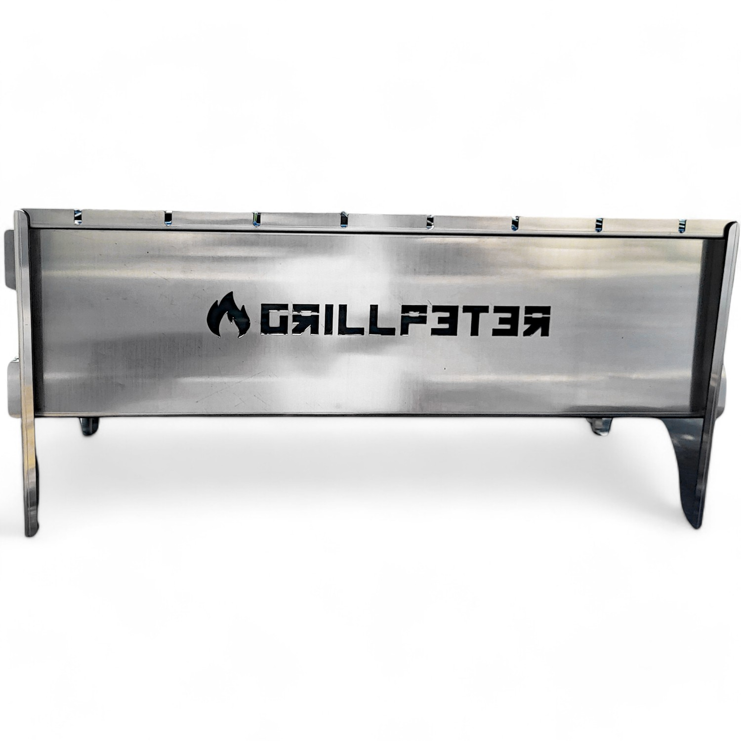 Ein silberner tragbarer Grill mit dem Text "GRILLFSTER" auf der Vorderseite.