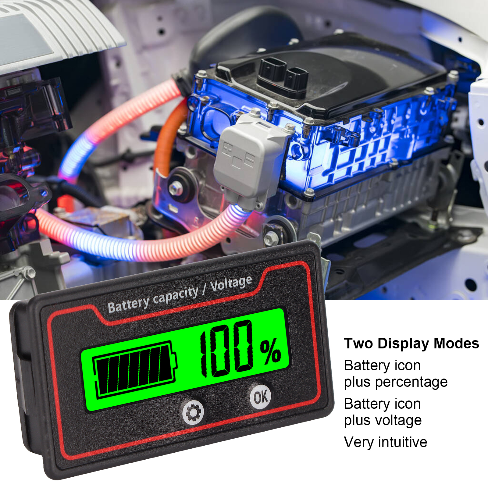 Nahaufnahme eines Batteriekapazitäts-/Spannungsmessers, der 100 % anzeigt, mit einem Automotor im verschwommenen Hintergrund.