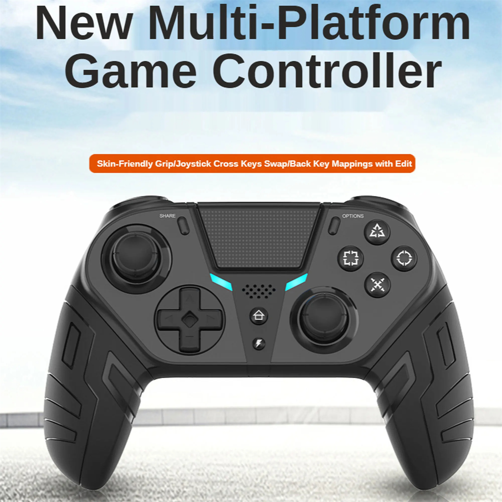 Schwarzer Multiplattform-Gamecontroller mit beschrifteten Tasten und Joysticks vor einem wolkigen Himmel.