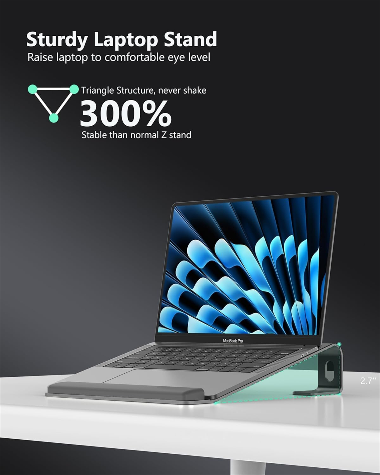 Laptop auf einem Ständer. Text: Robuster Laptop-Ständer. Dreiecksstruktur, wackelt nie. Stabiler als normaler Z-Ständer.