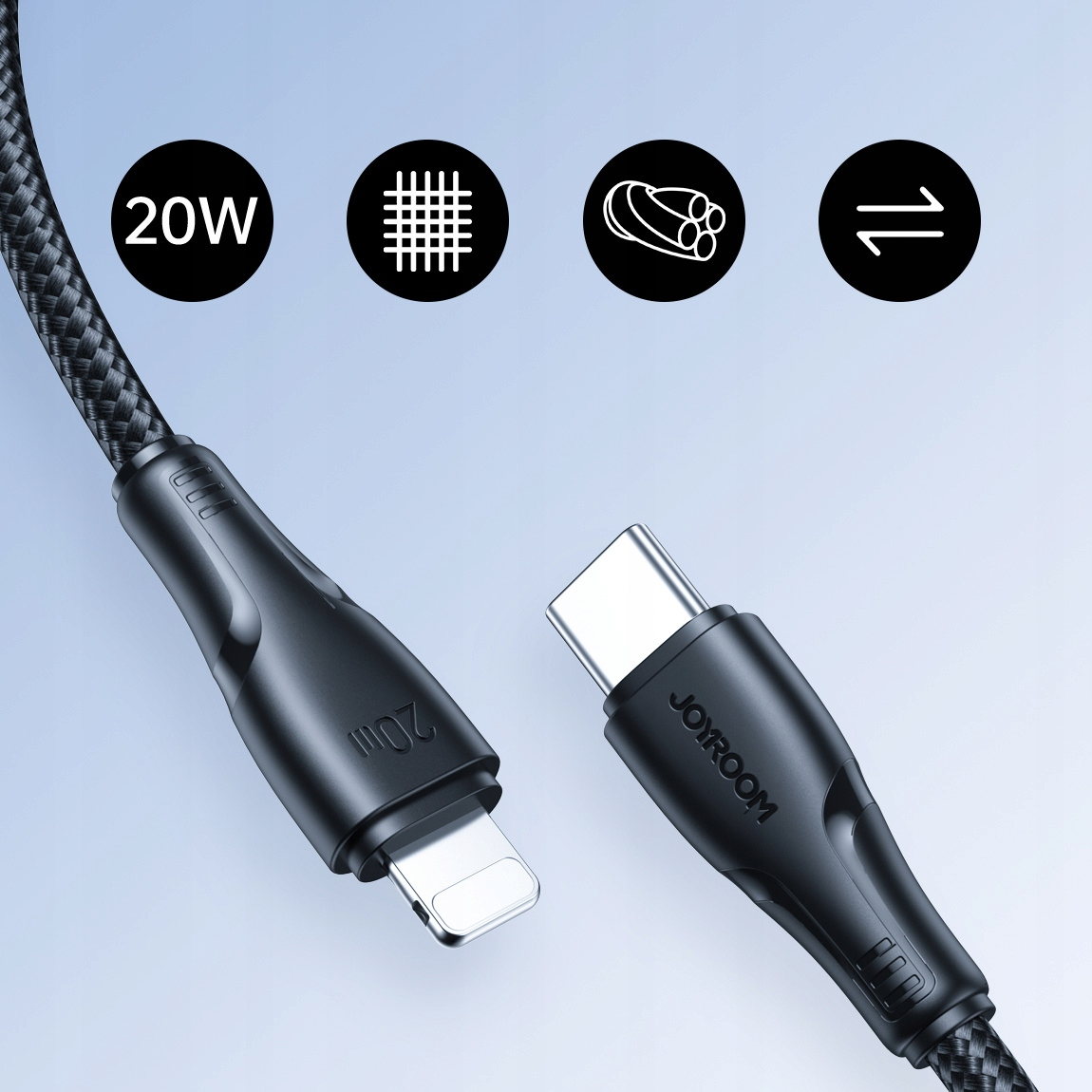 Obraz przedstawia czarny kabel o mocy 20 W ze złączami USB-C i Lightning, podkreślając jego kompatybilność.
