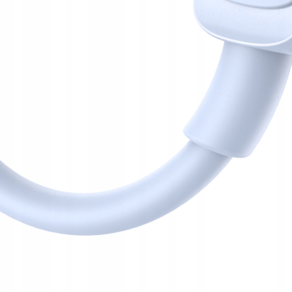 Ein hellblaues Ladekabel, gebogen. Die Oberfläche des Kabels hat ein glattes, mattes Finish.
