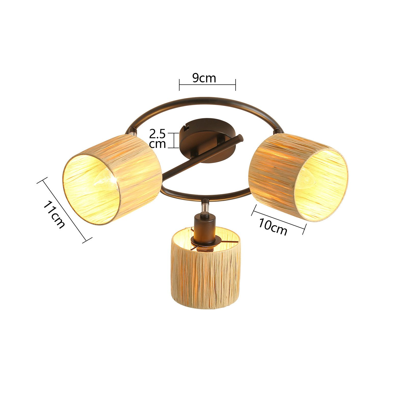 Lampada da soffitto con tre paralumi, colore beige. I paralumi sono cilindrici. Il design è circolare.