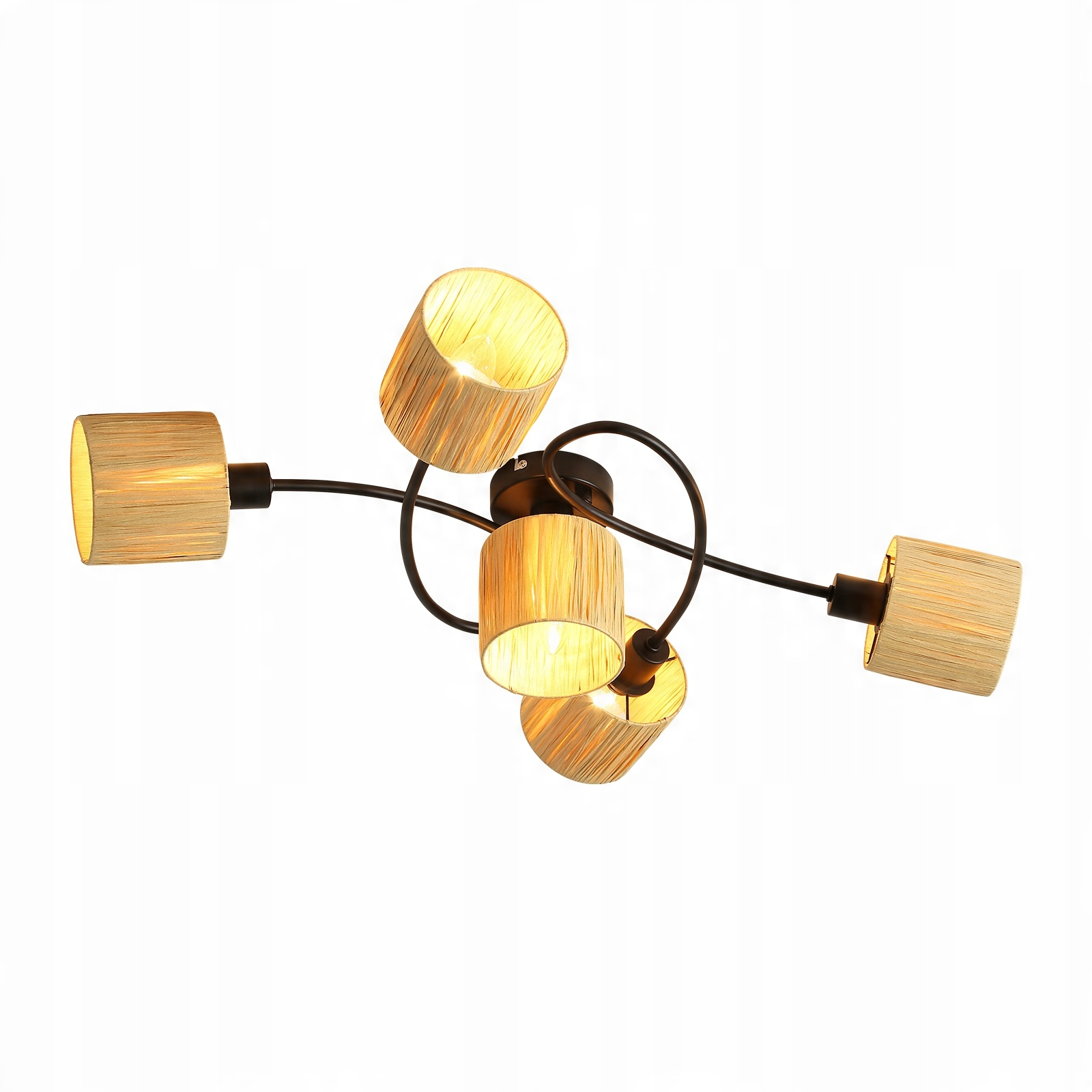 Una lampada da soffitto con quattro lampade è visualizzata su uno sfondo bianco semplice.