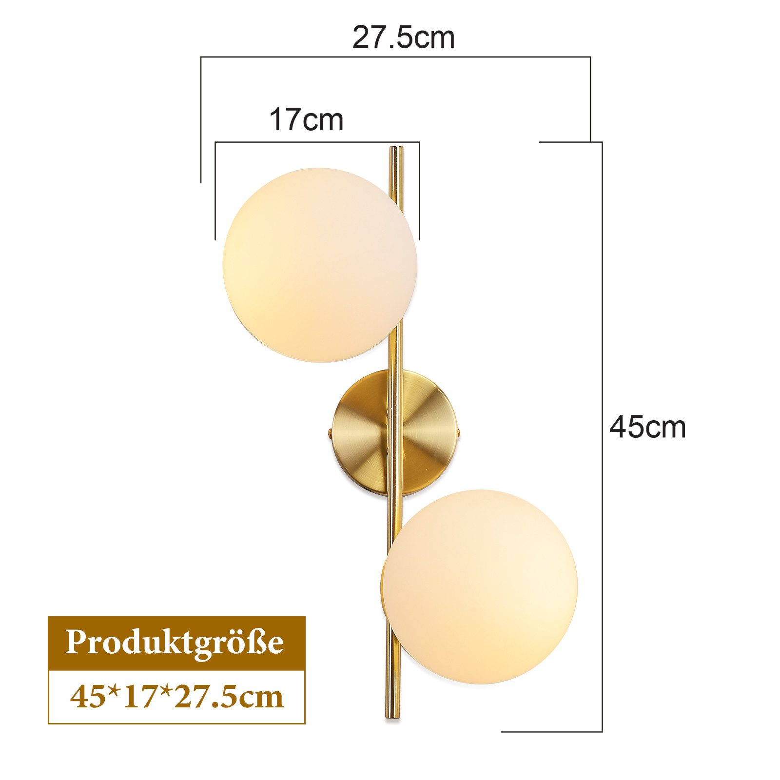 Una lampada da parete dorata con due lampade sferiche bianche con dimensioni su uno sfondo bianco.
