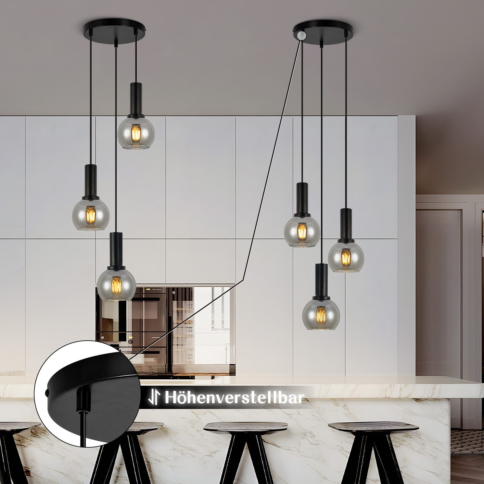 Wiele lamp wiszących z kloszami z przydymionego szkła zwisających nad wyspą kuchenną, prezentujących nowoczesny design i regulowaną wysokość.